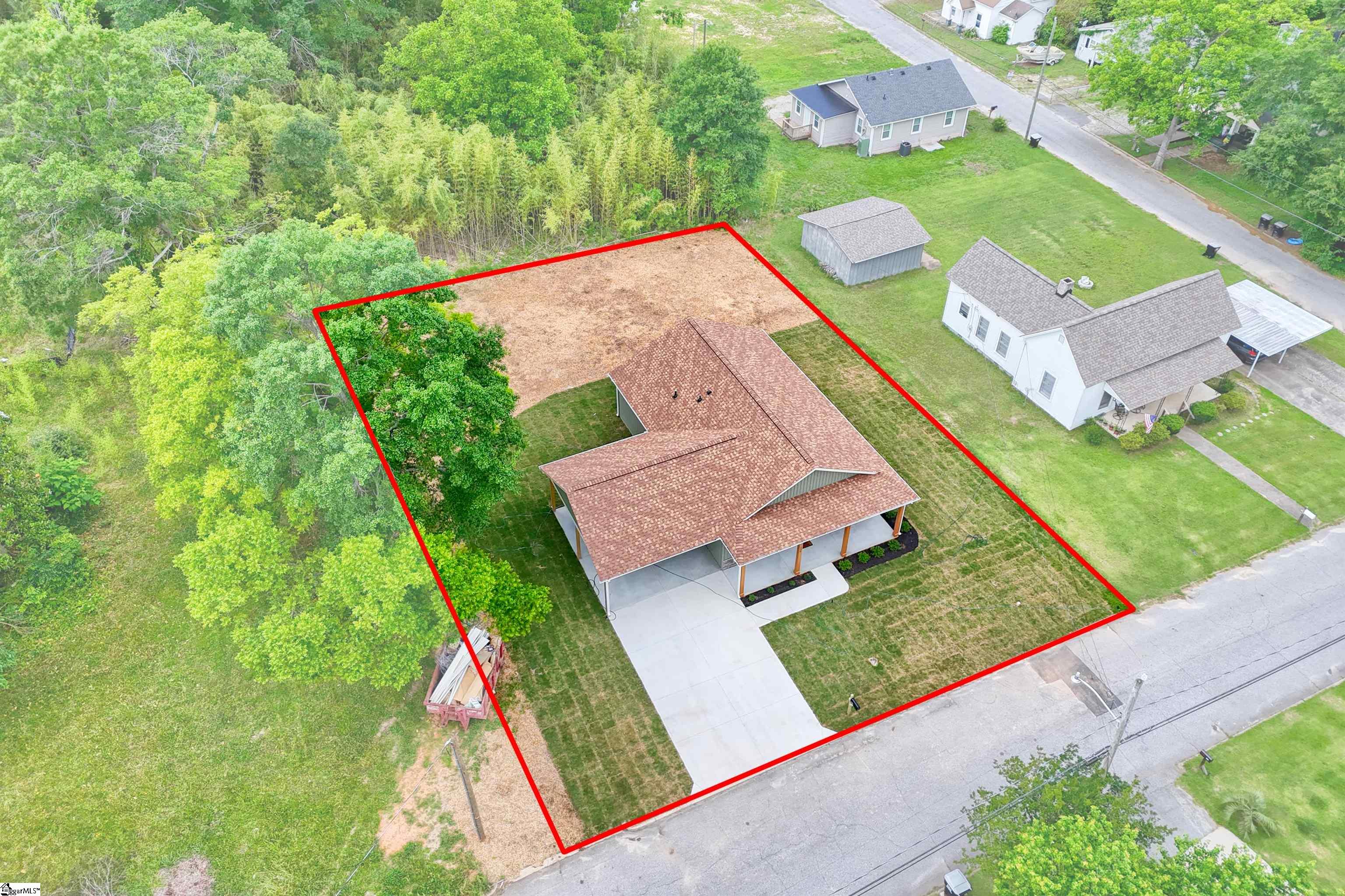 106 North, Belton, South Carolina image 39