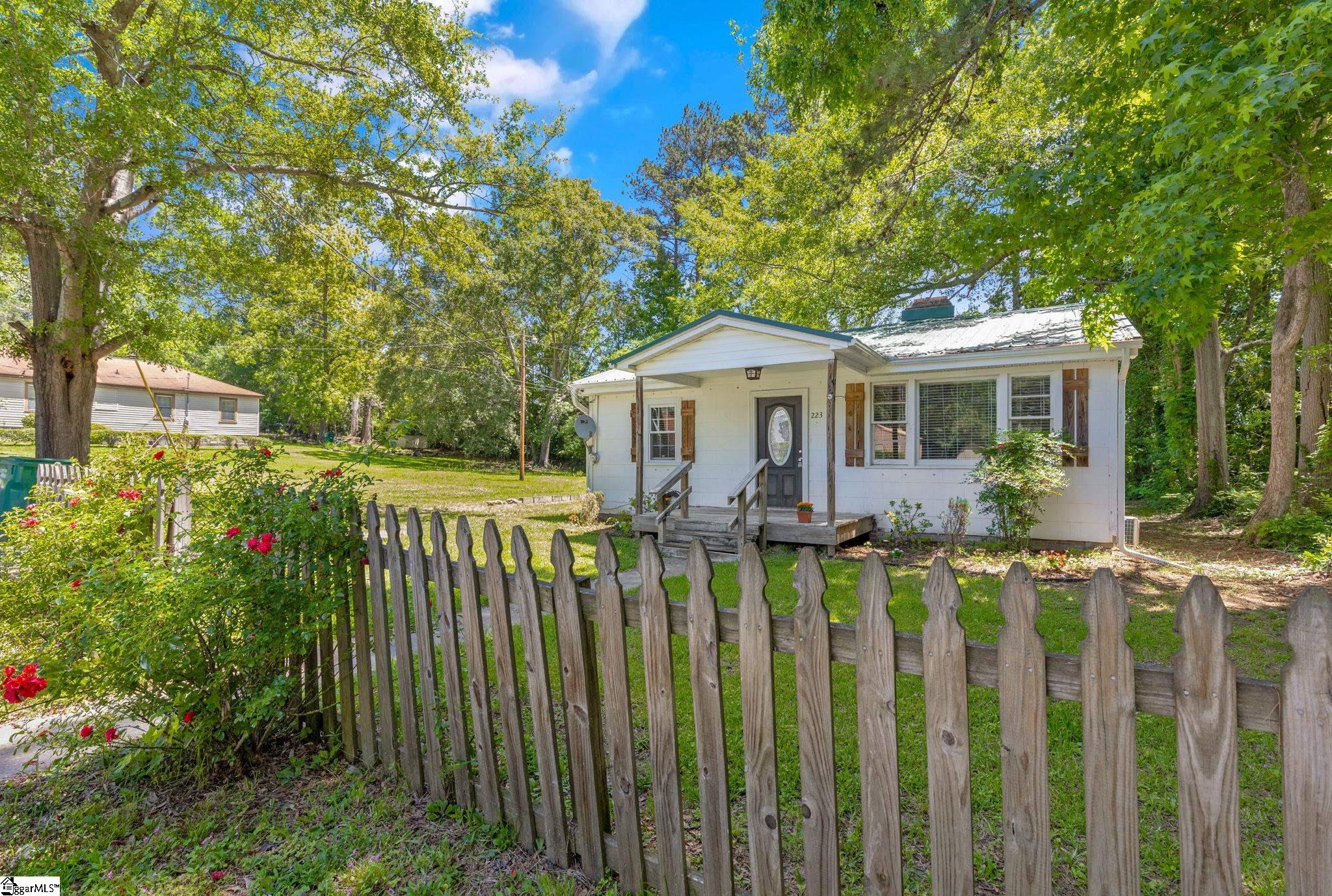 223 Tompkins, Greenwood, South Carolina image 2