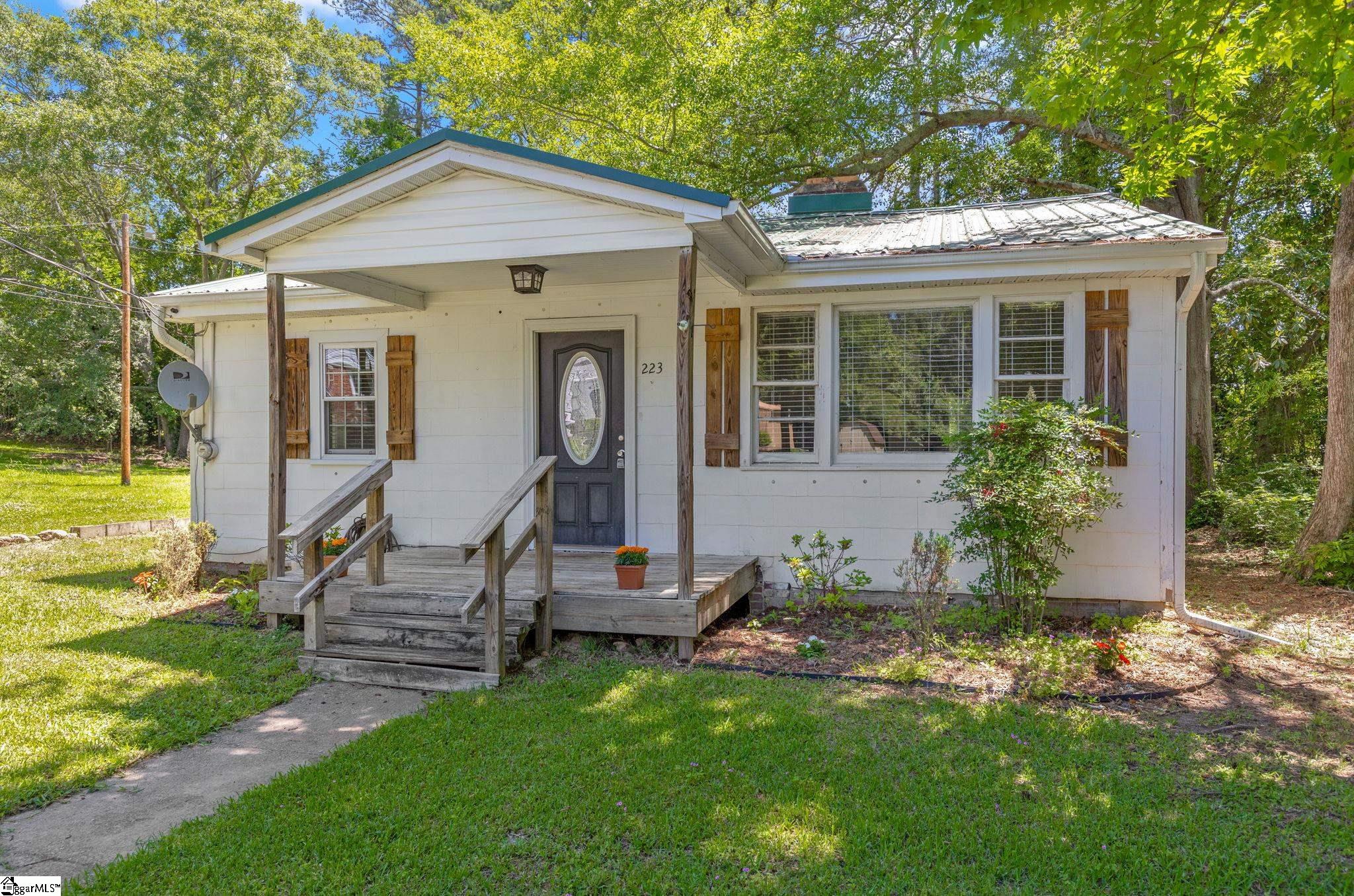 223 Tompkins, Greenwood, South Carolina image 5