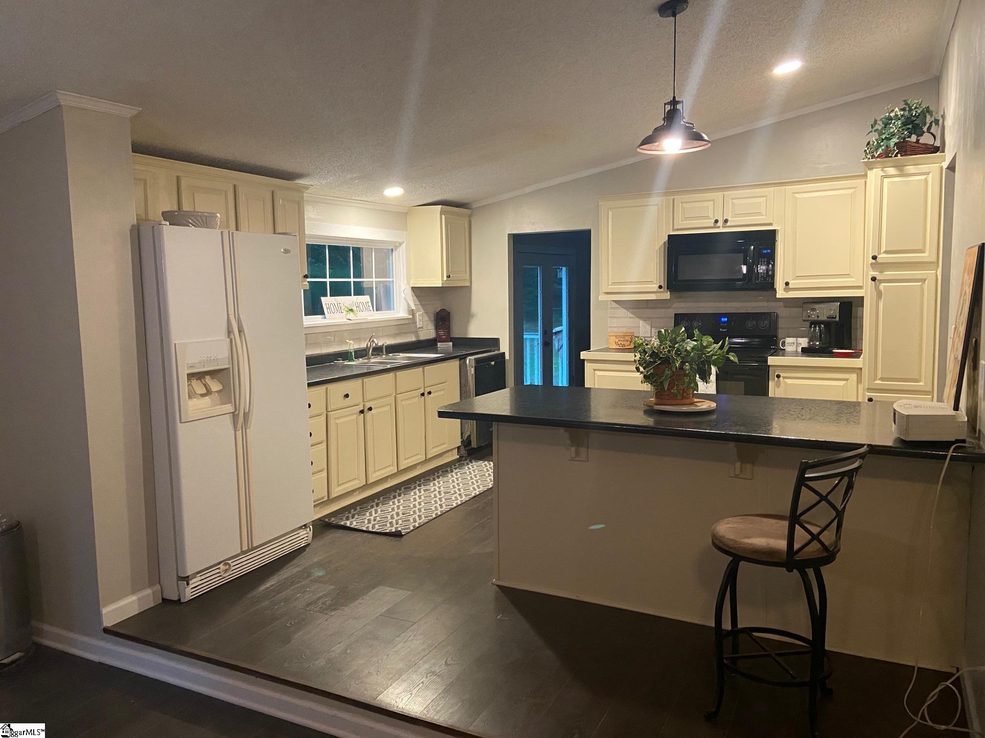 472 Knickerbocker Estate, Fountain Inn, South Carolina image 3