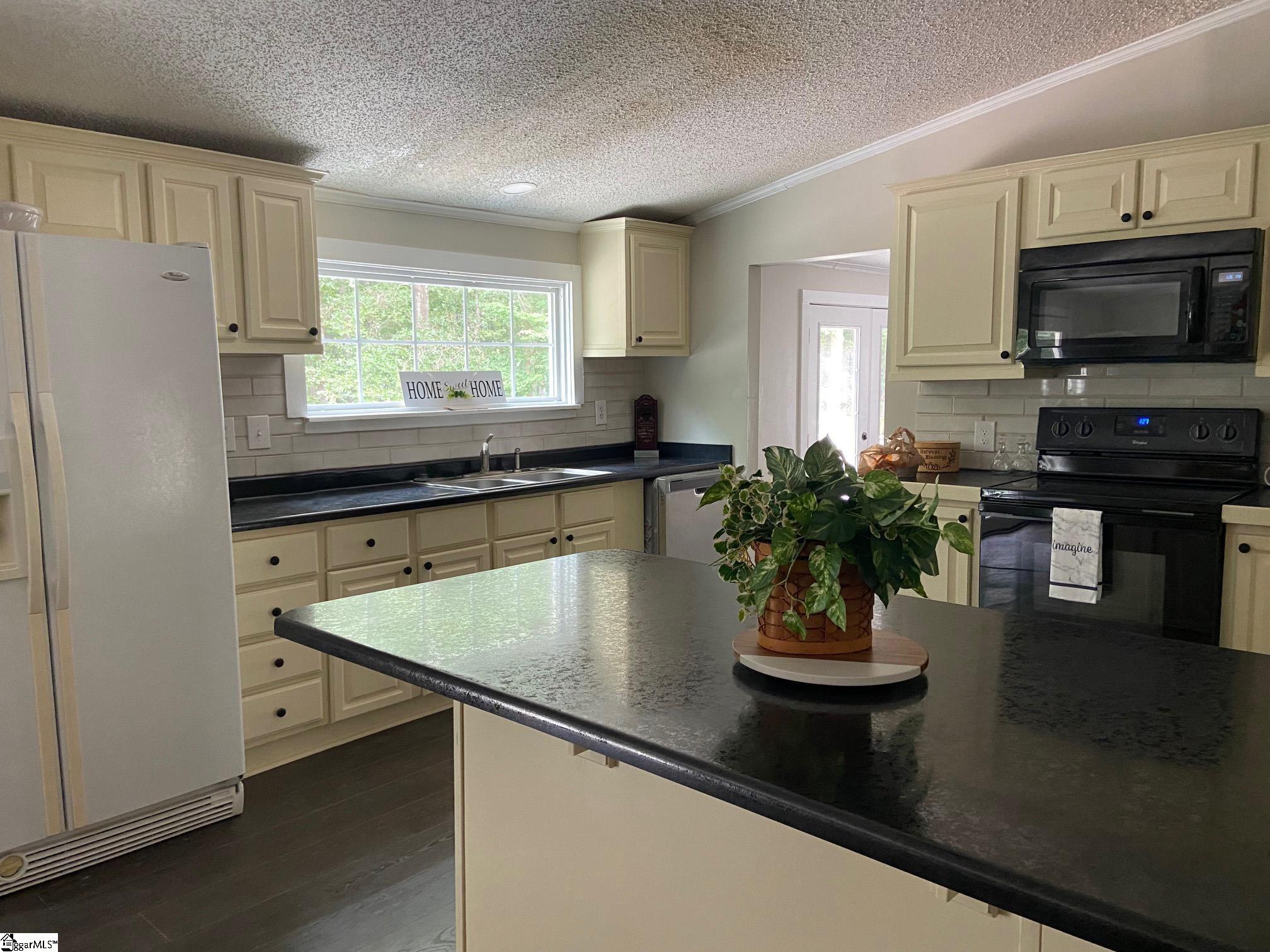 472 Knickerbocker Estate, Fountain Inn, South Carolina image 4