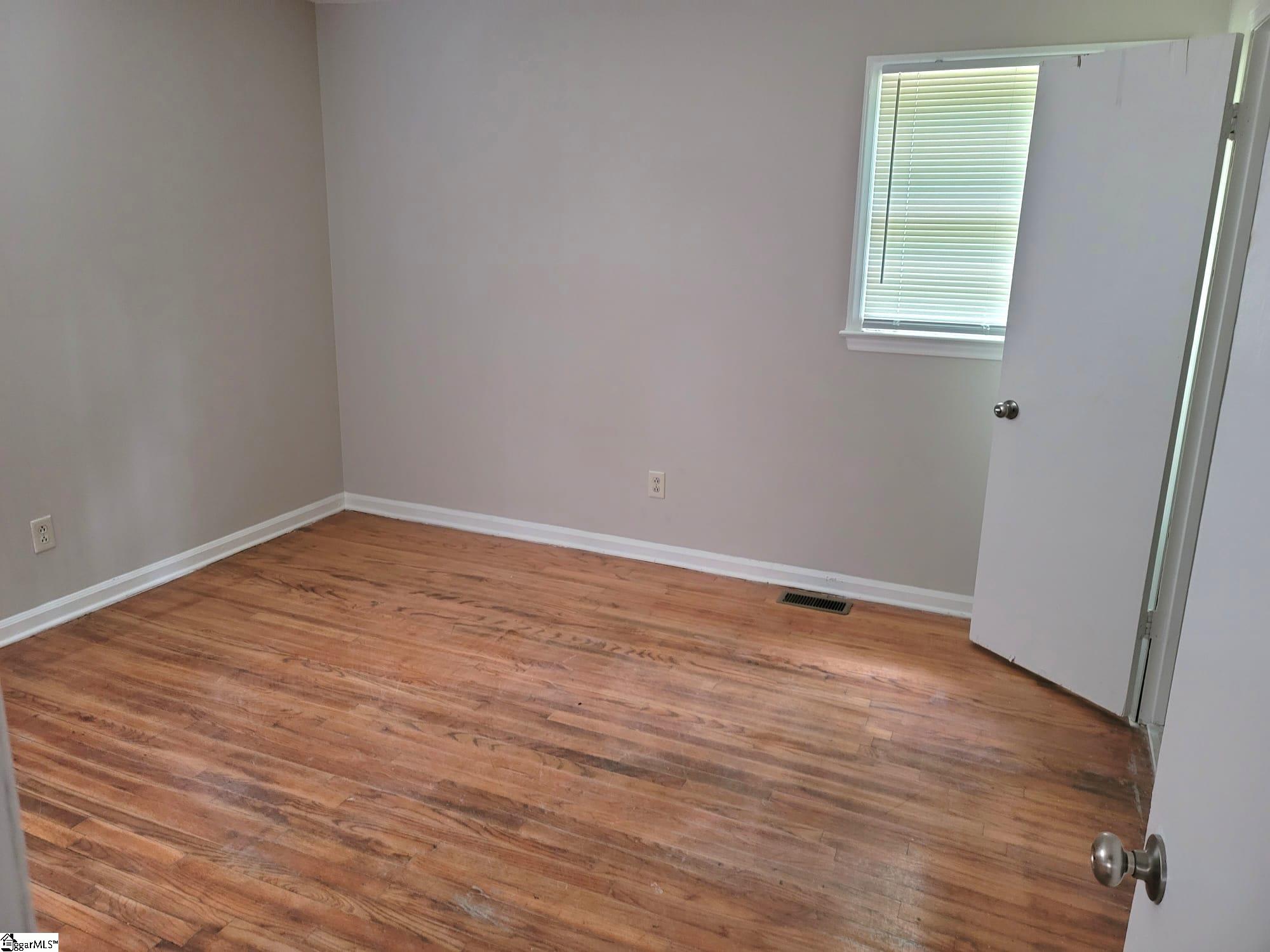 200 Lincoln, Gaffney, South Carolina image 11