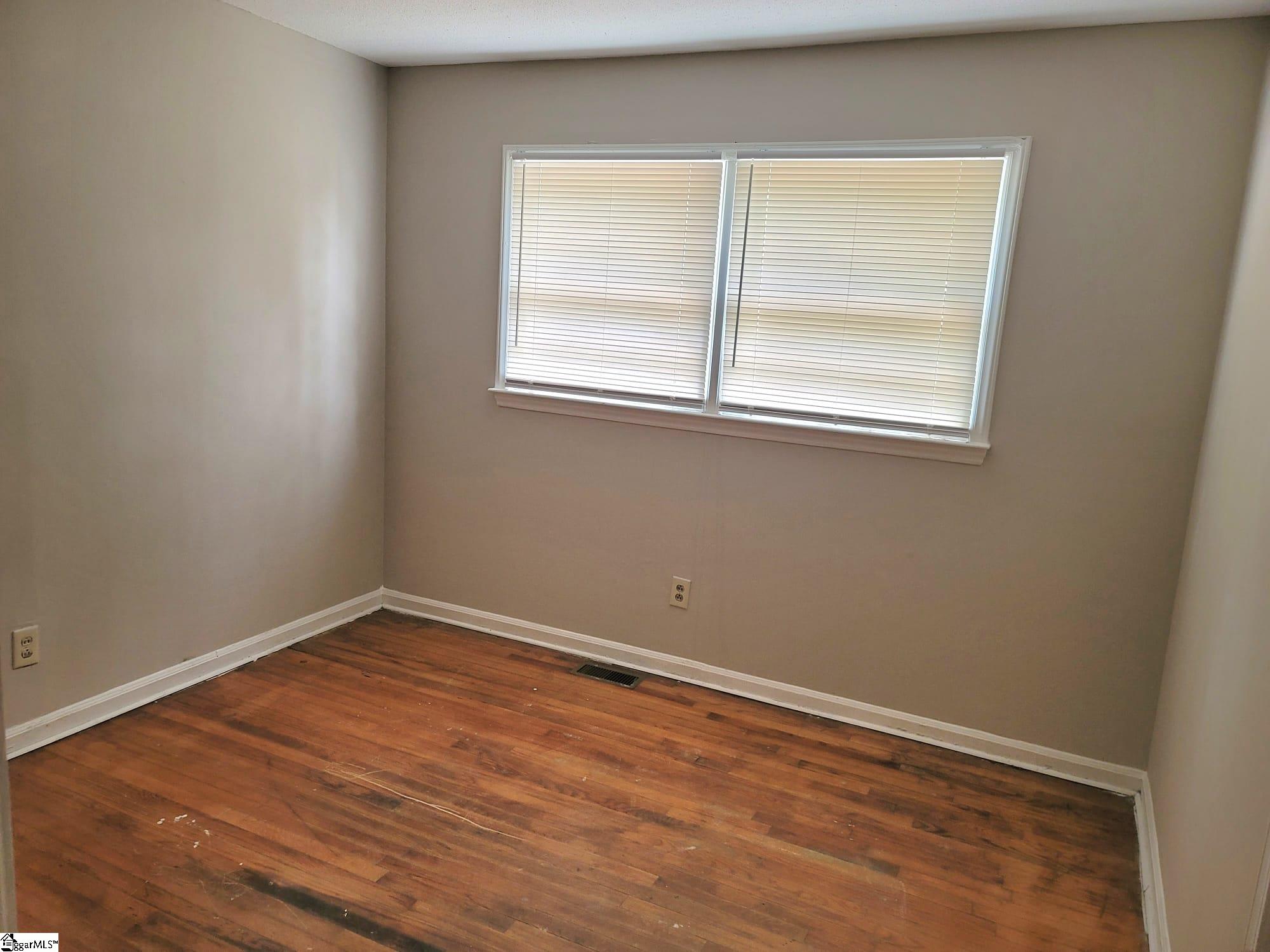 200 Lincoln, Gaffney, South Carolina image 15