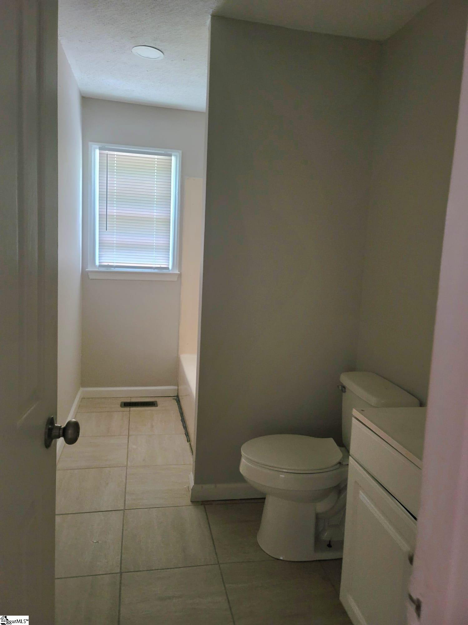 200 Lincoln, Gaffney, South Carolina image 16