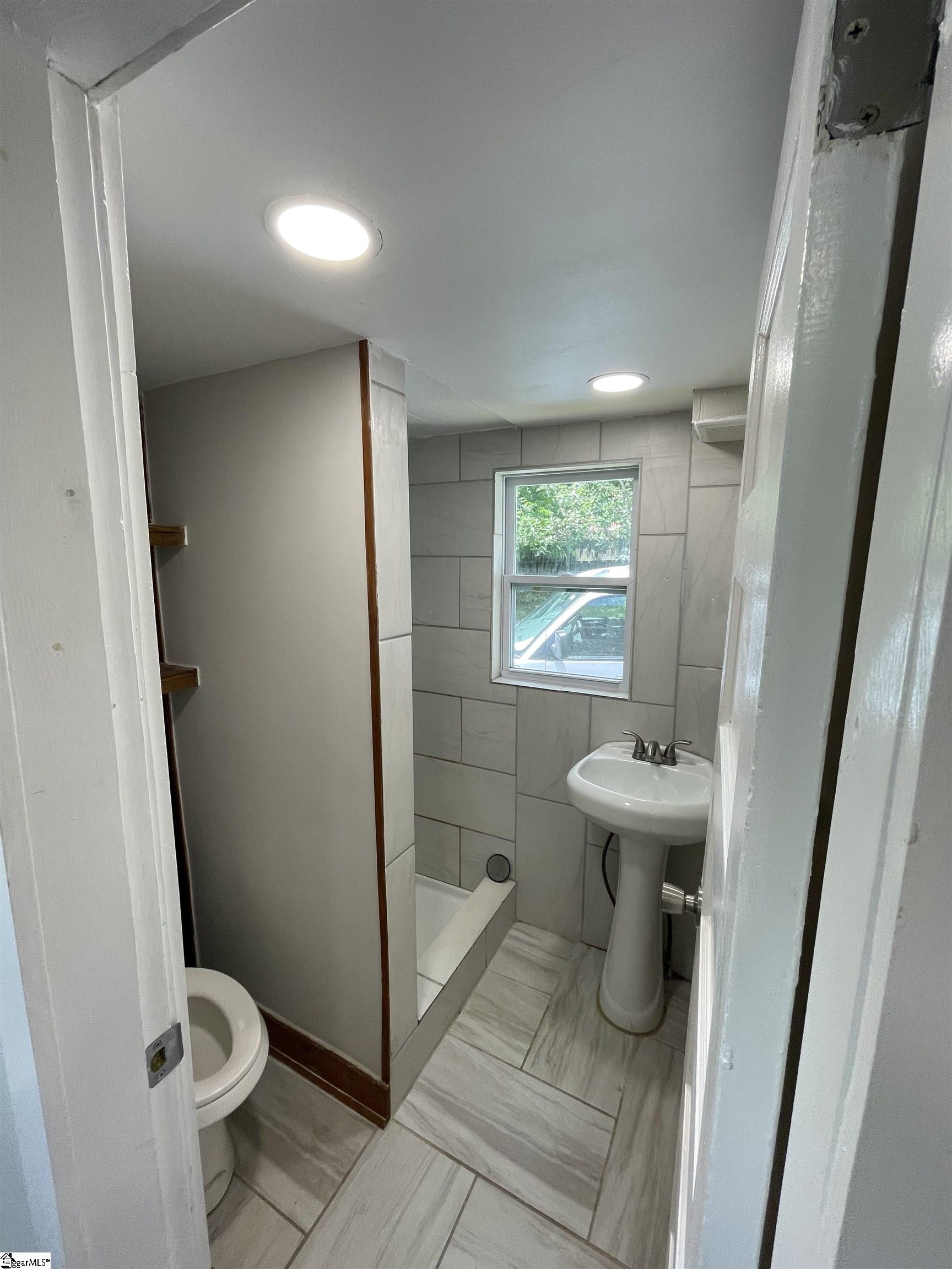 10 Finley, Pelzer, South Carolina image 16