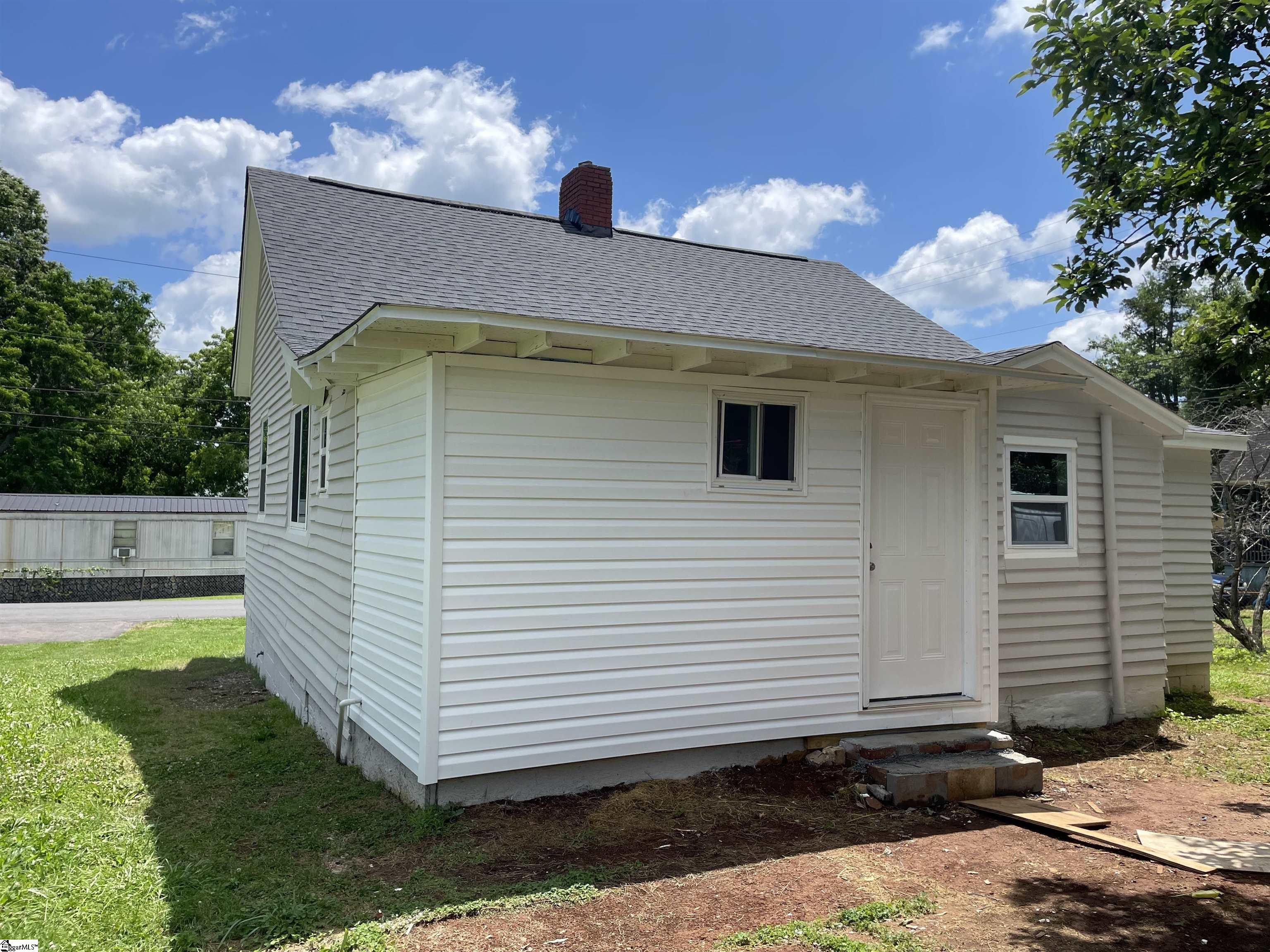 10 Finley, Pelzer, South Carolina image 4