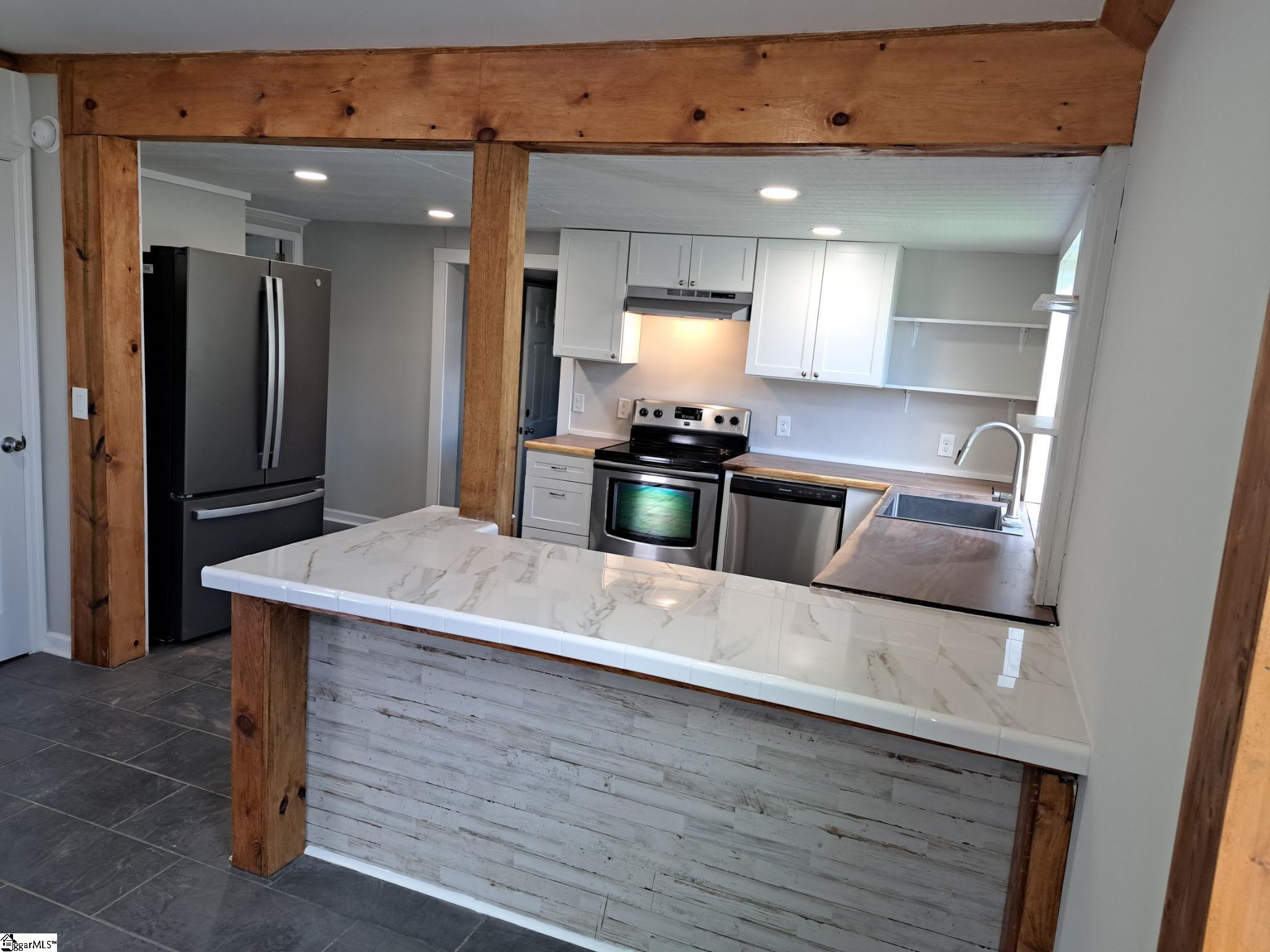 10 Finley, Pelzer, South Carolina image 5