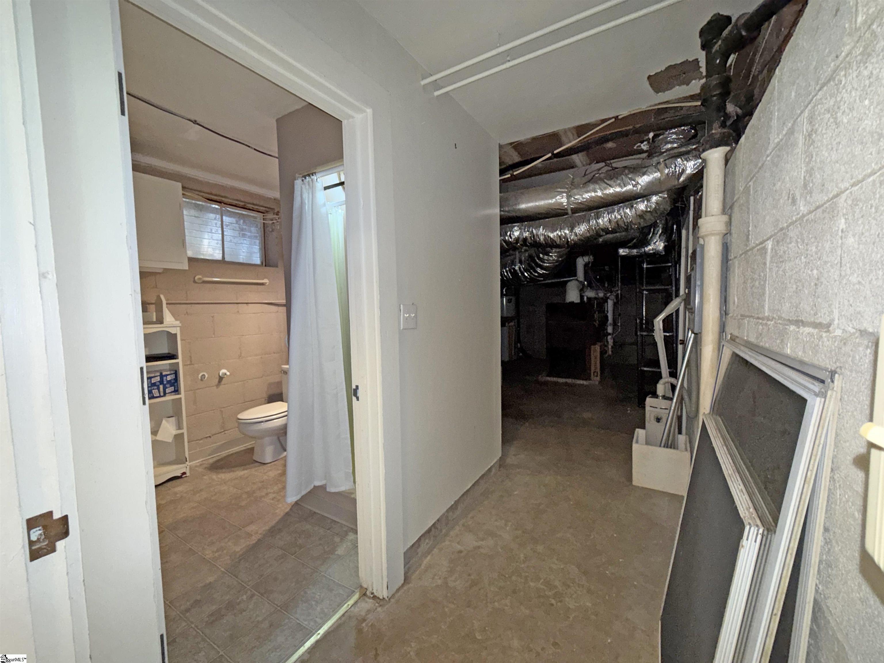 117 Montgomery, Spartanburg, South Carolina image 41