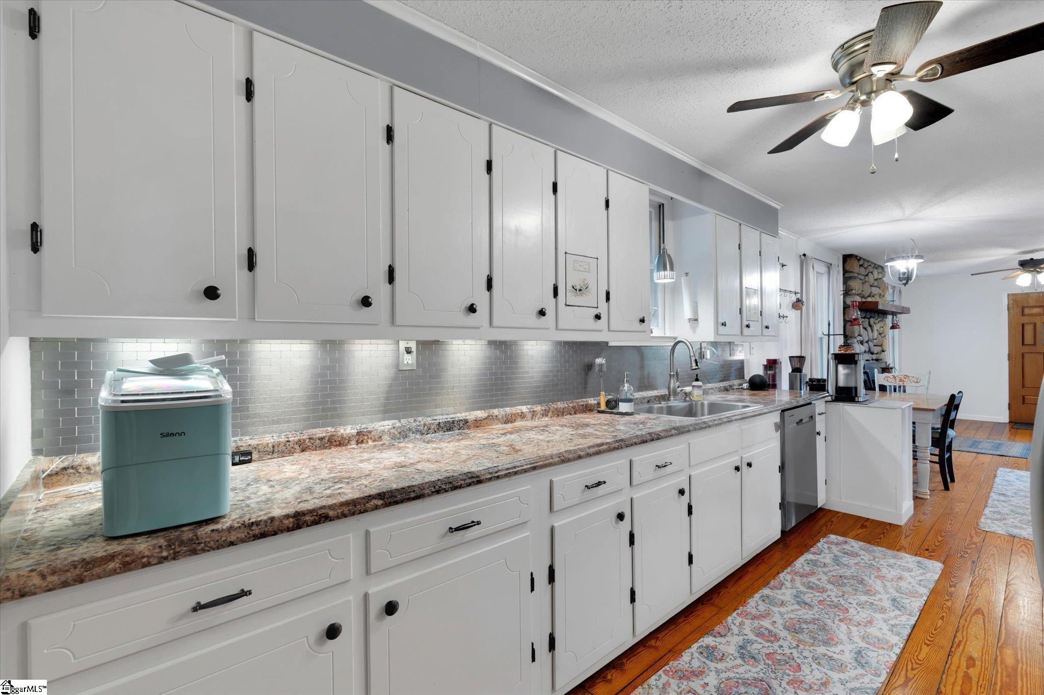 4277 Highway 11, Pickens, South Carolina image 15