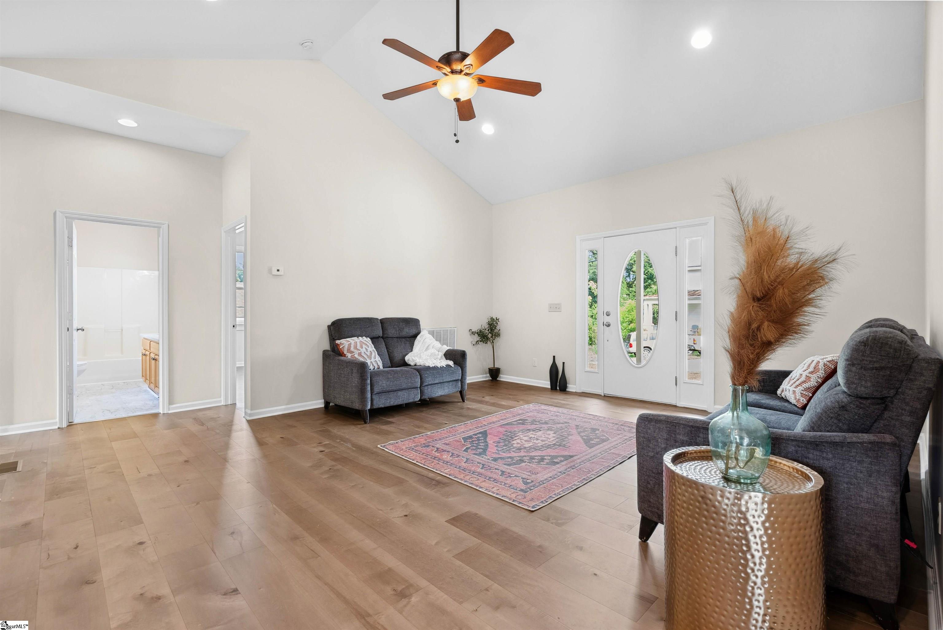 1316 E South 6th, Seneca, South Carolina image 3