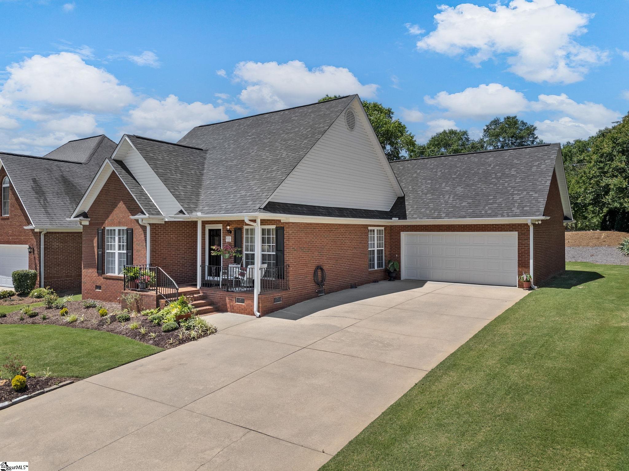 312 Terrace Hills, Boiling Springs, South Carolina image 2
