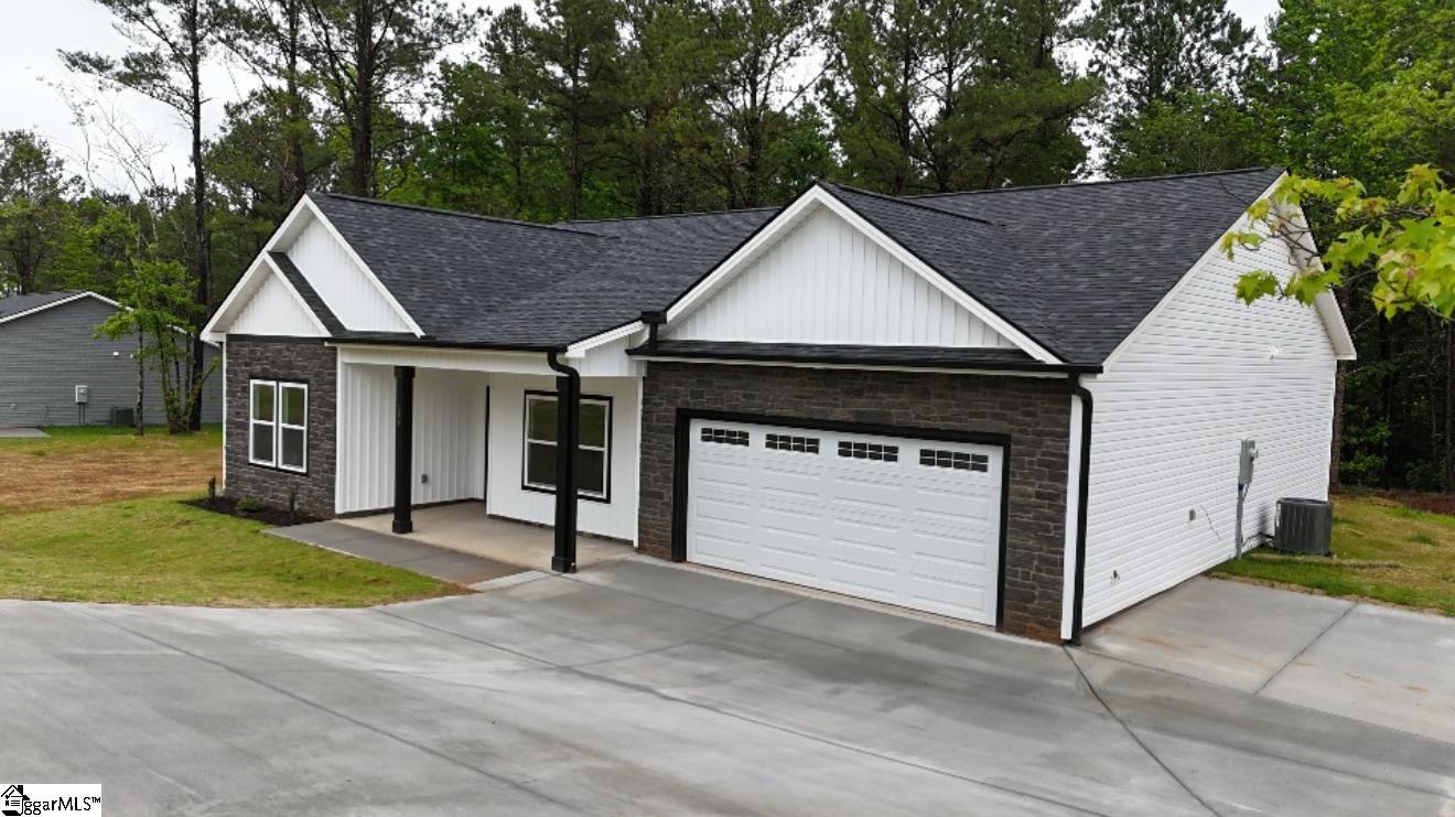 136 Susans, Gaffney, South Carolina image 37