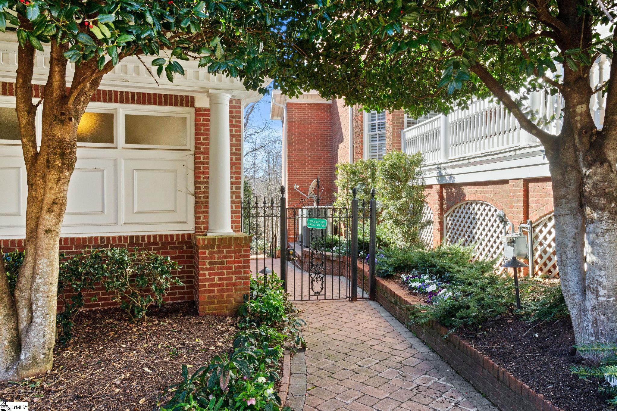 1400 Thornblade, Greer, South Carolina image 2