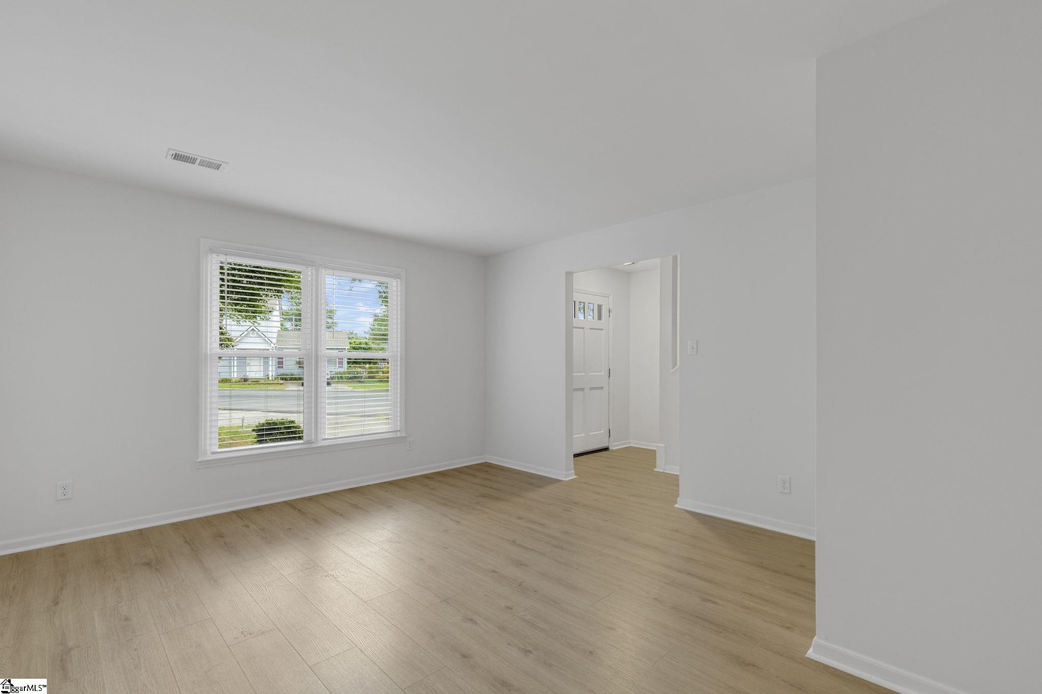 528 Market, Spartanburg, South Carolina image 8