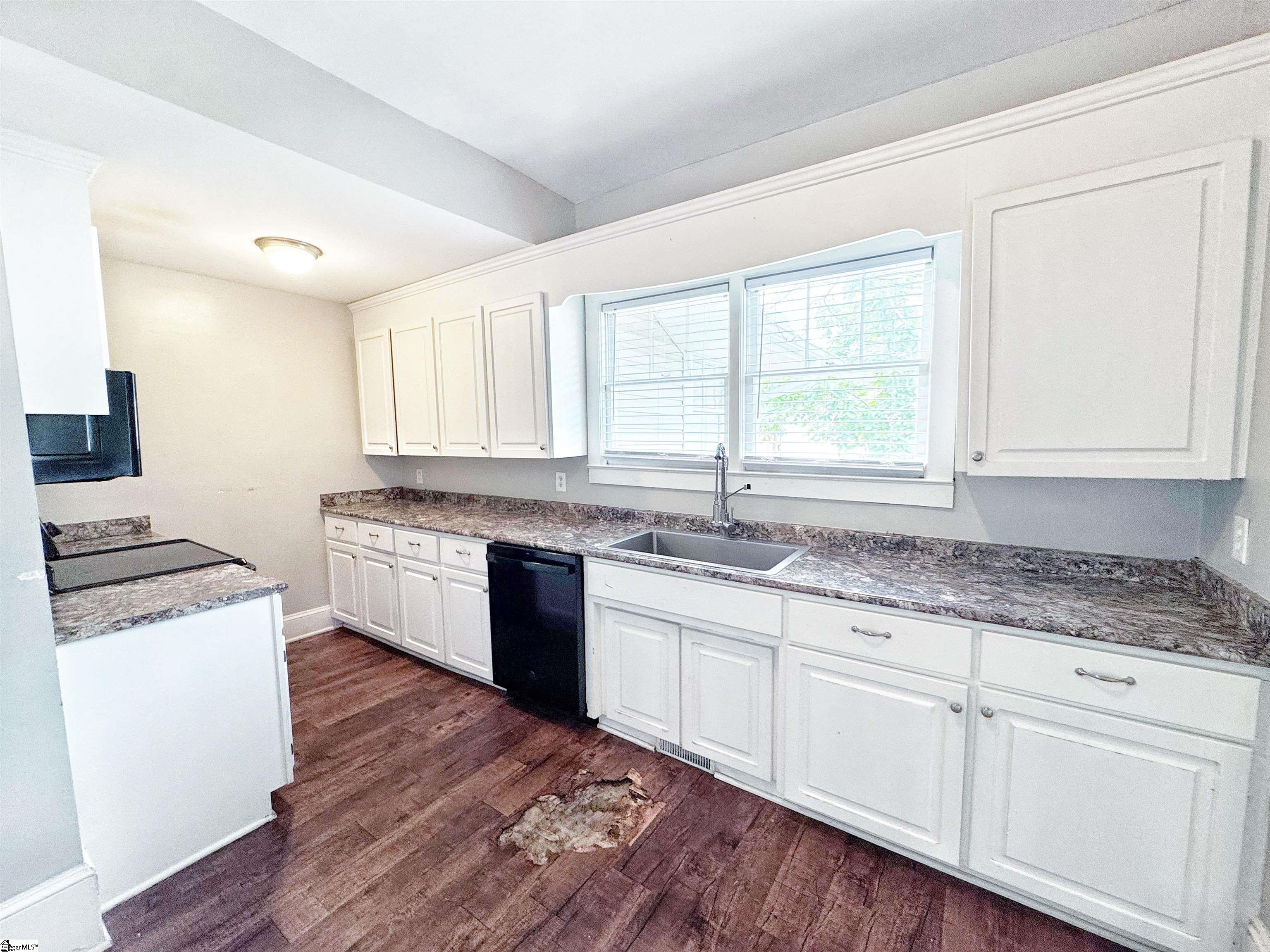 203 Arlington, Greer, South Carolina image 9