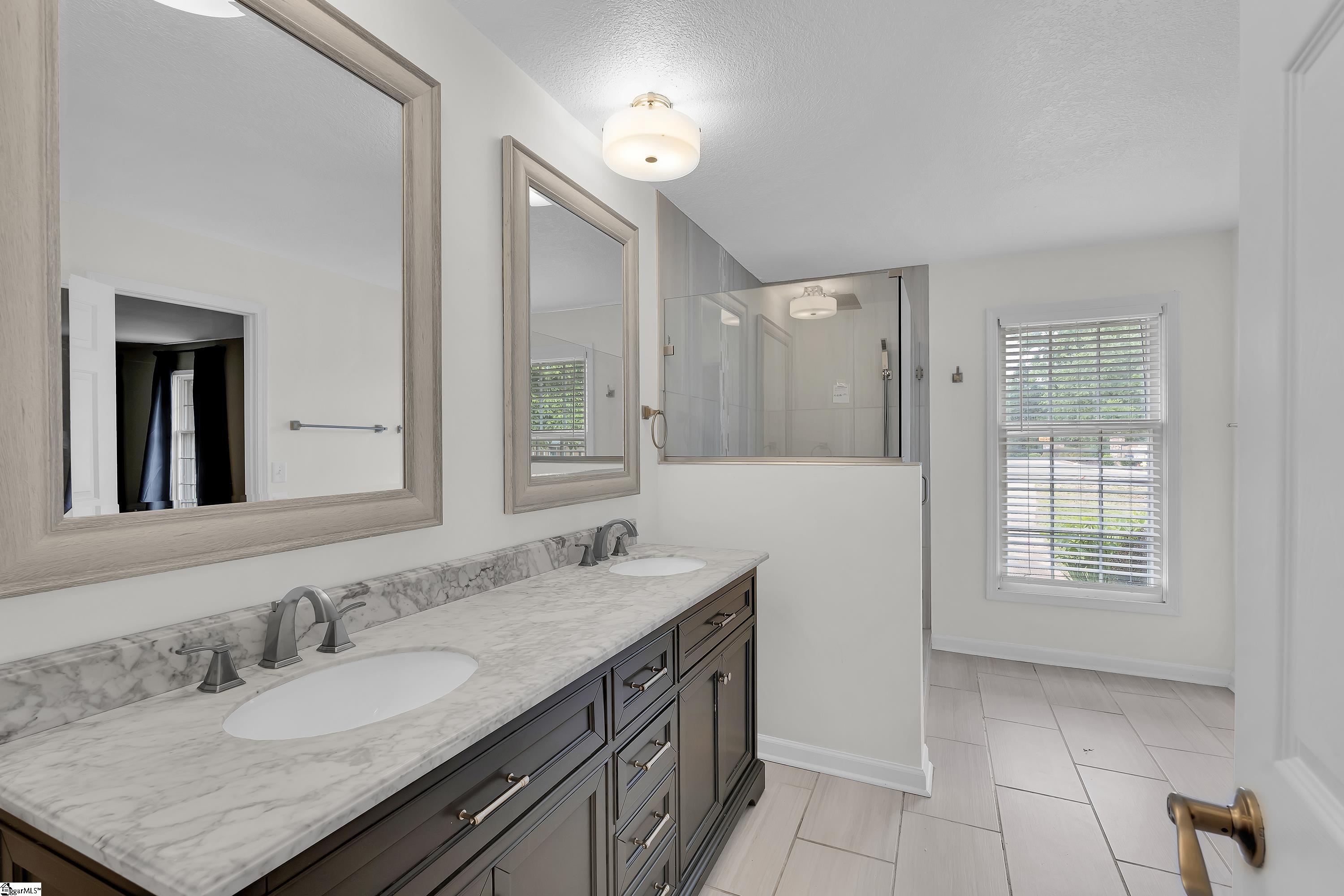 Dual Vanities