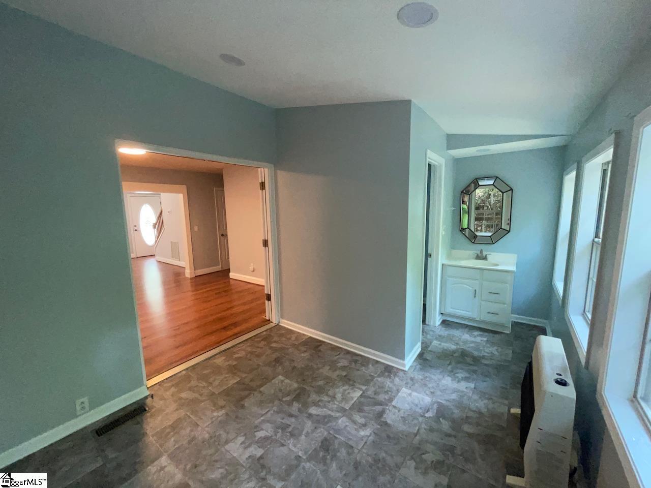 1002 Still Holllow, Taylors, South Carolina image 12