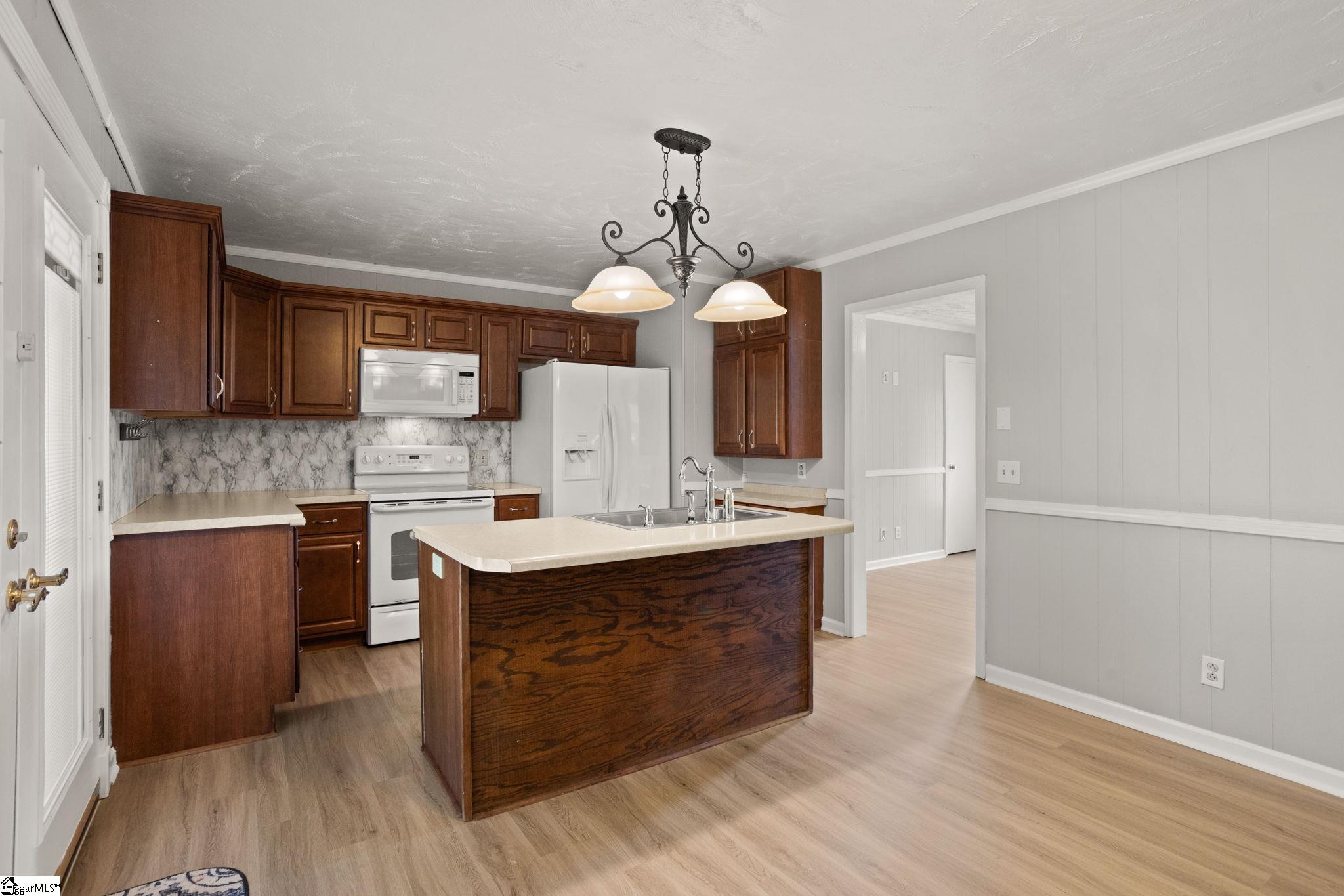 112 L, Williamston, South Carolina image 12