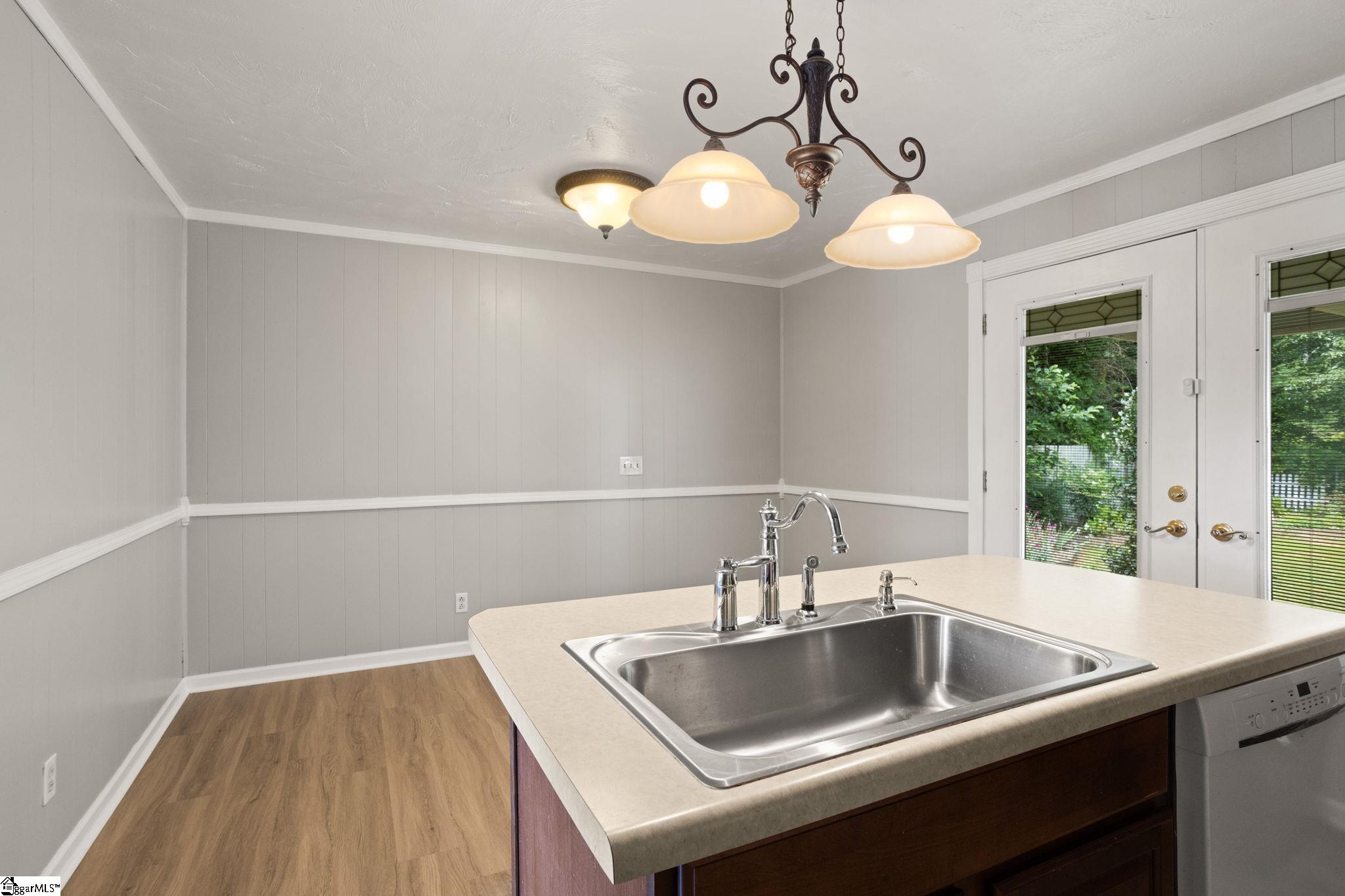 112 L, Williamston, South Carolina image 15