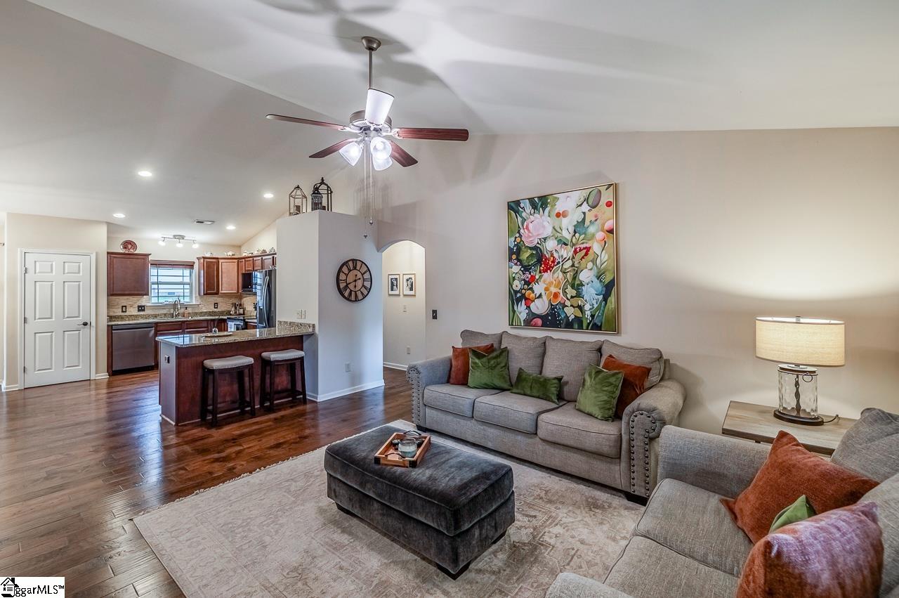 653 Chartwell, Greer, South Carolina image 3