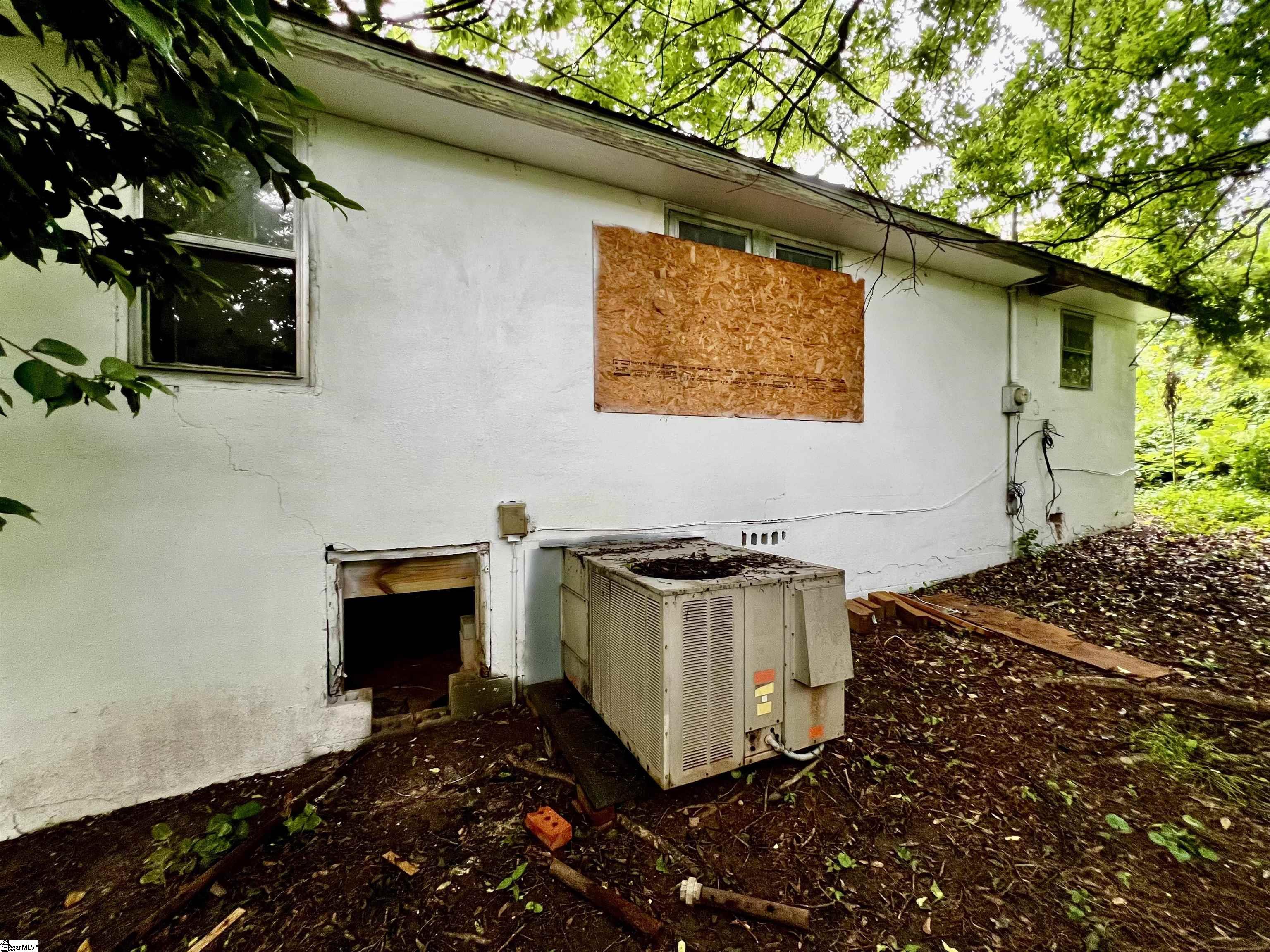 909 E South 2nd, Seneca, South Carolina image 4
