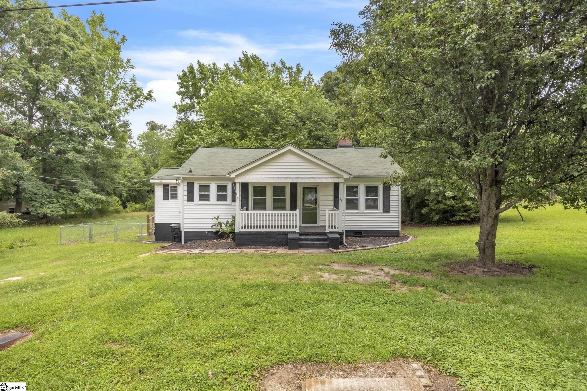 104 Herd, Belton, South Carolina image 1