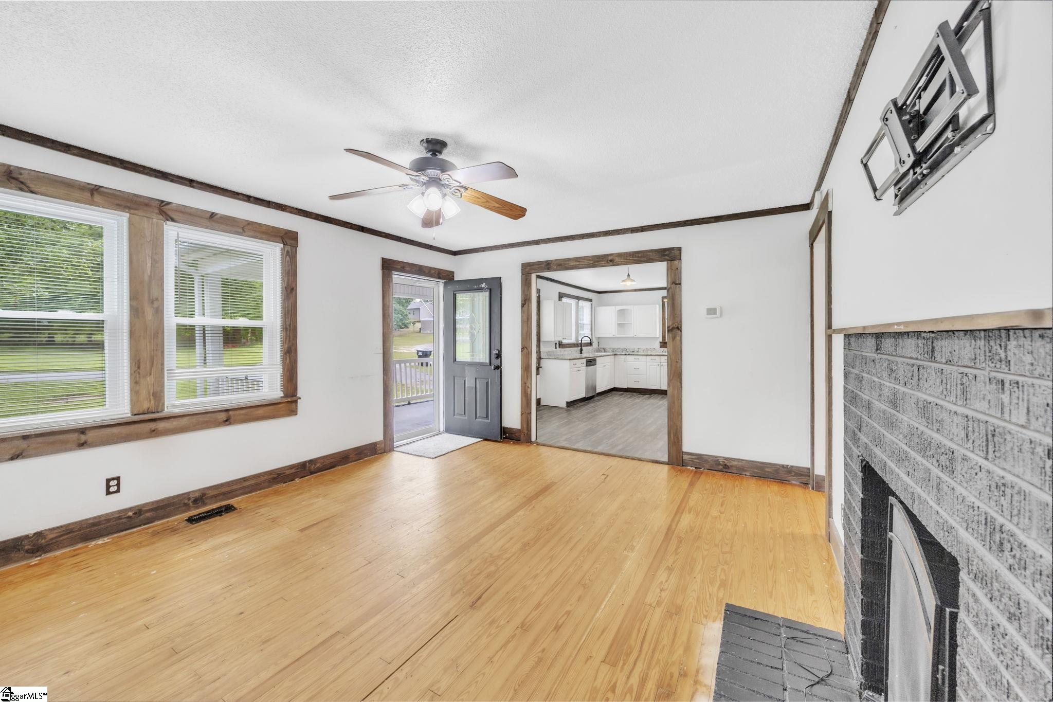 104 Herd, Belton, South Carolina image 6