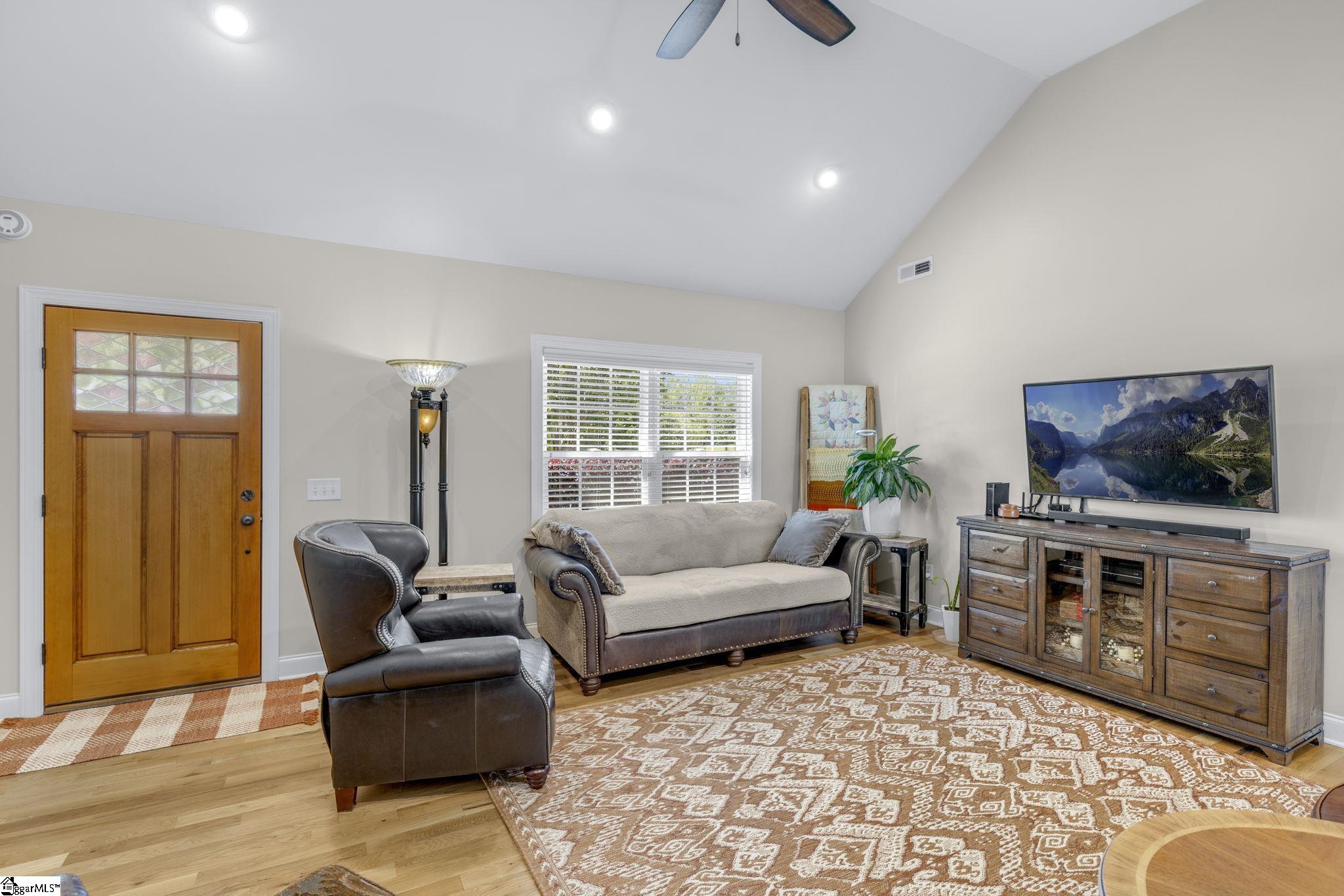121 Lowe, Piedmont, South Carolina image 7