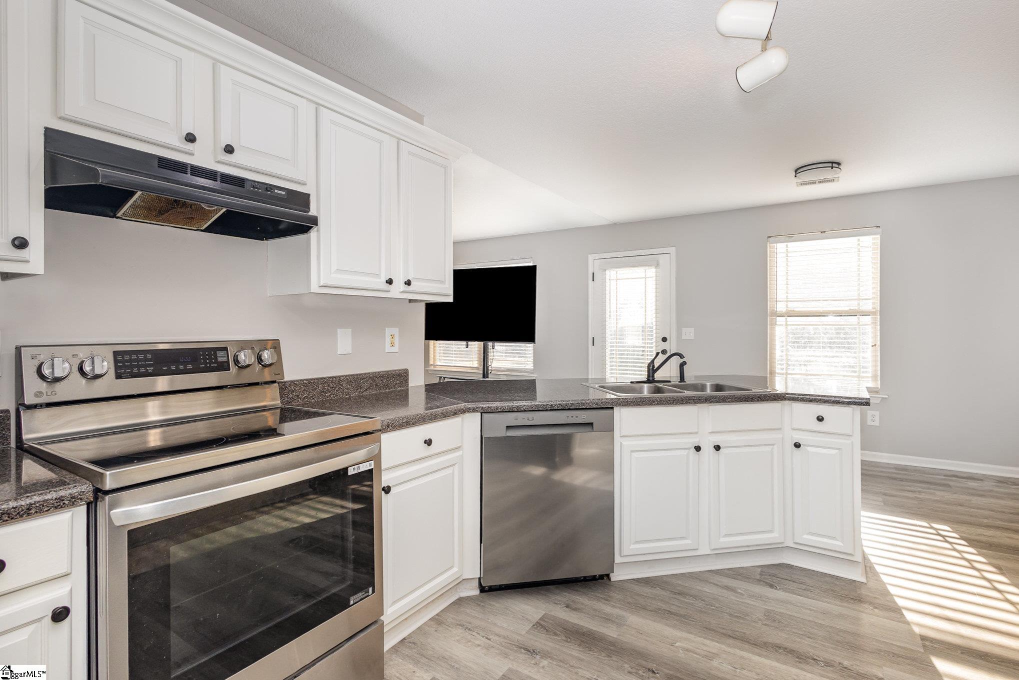 105 Queensland, Fountain Inn, South Carolina image 19