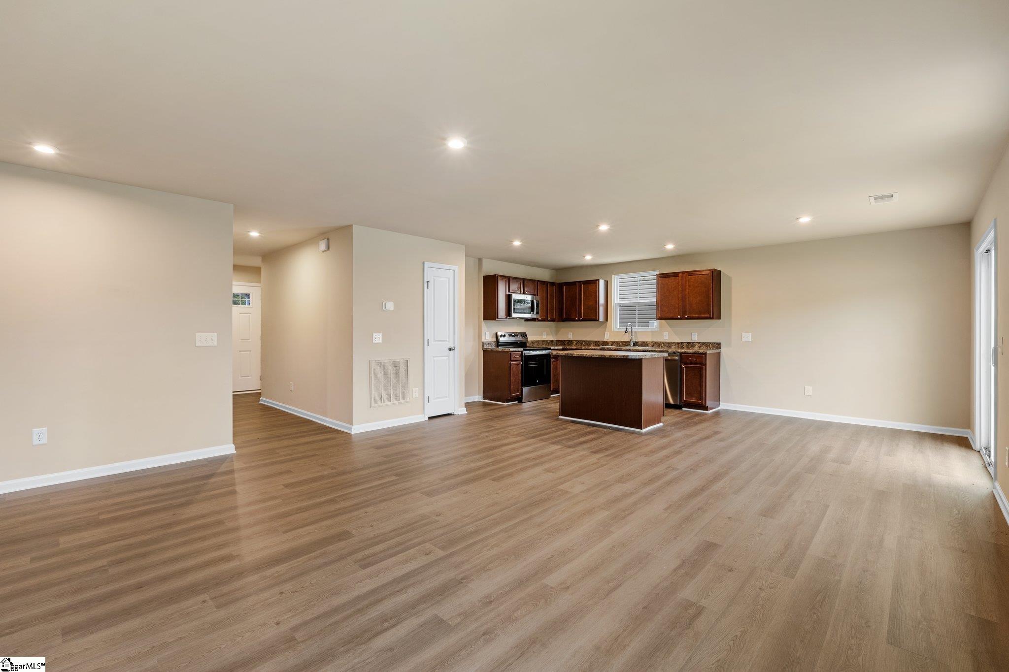 323 Skipton, Greenville, South Carolina image 5