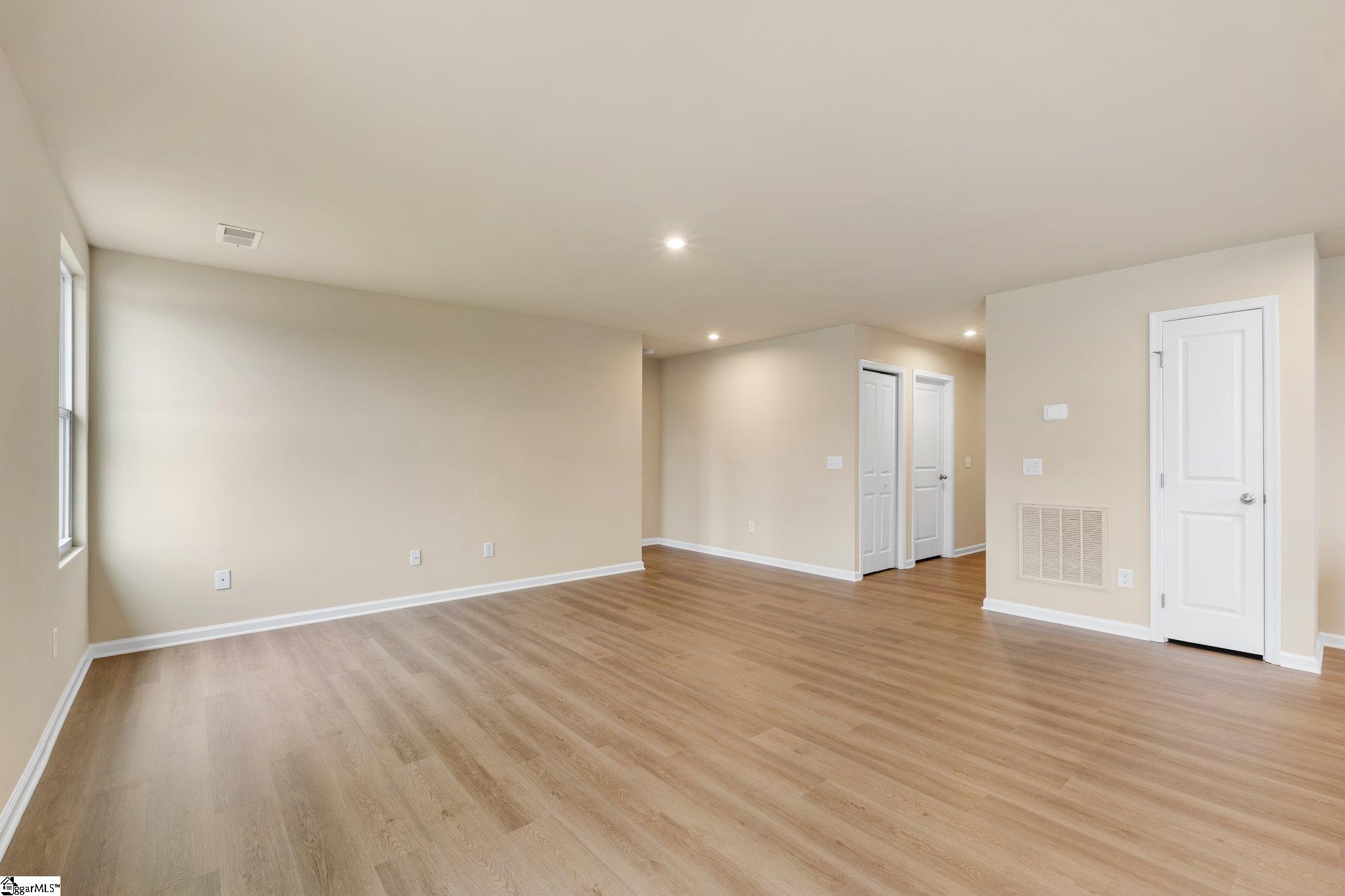 323 Skipton, Greenville, South Carolina image 6