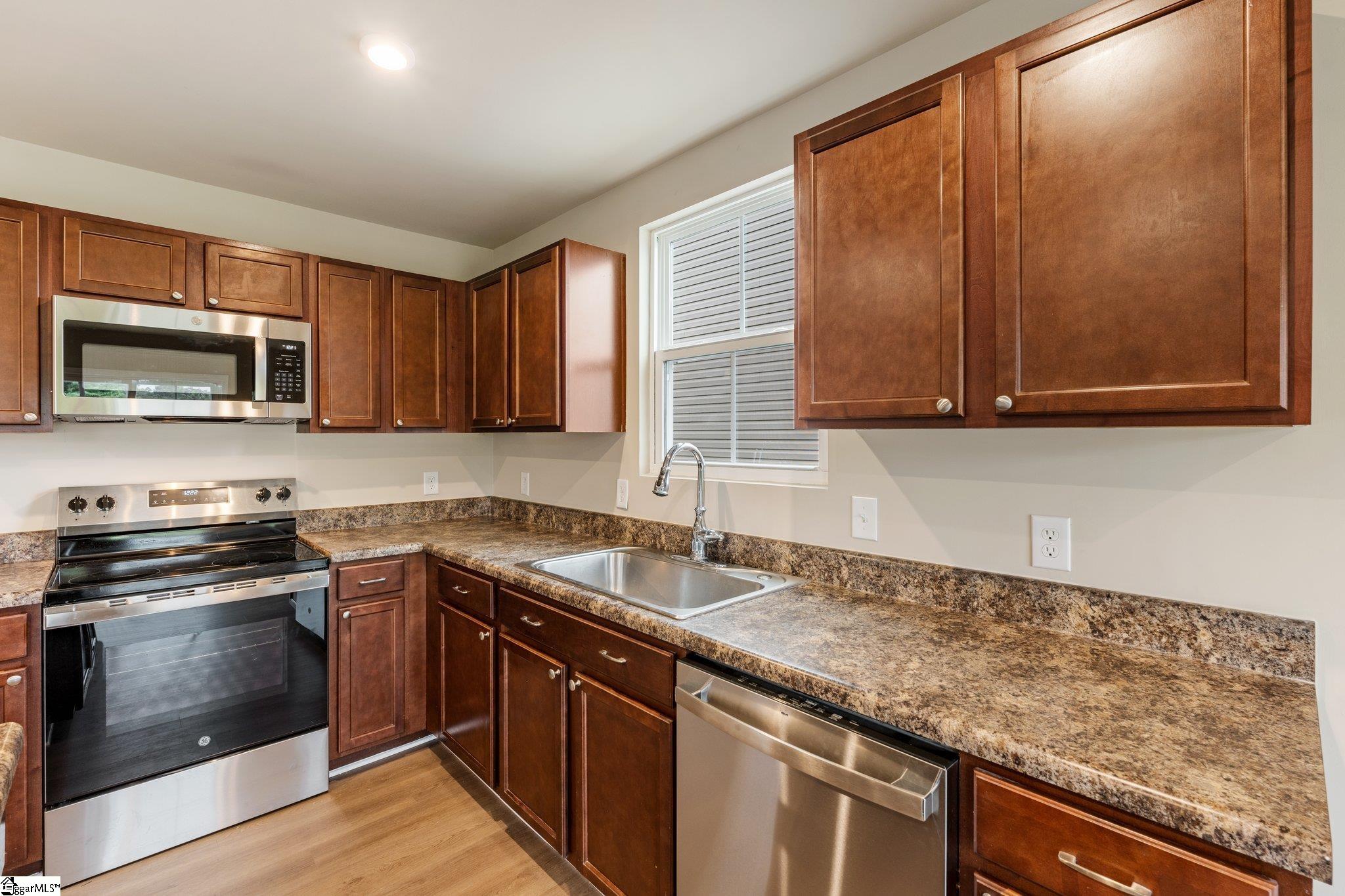 323 Skipton, Greenville, South Carolina image 7