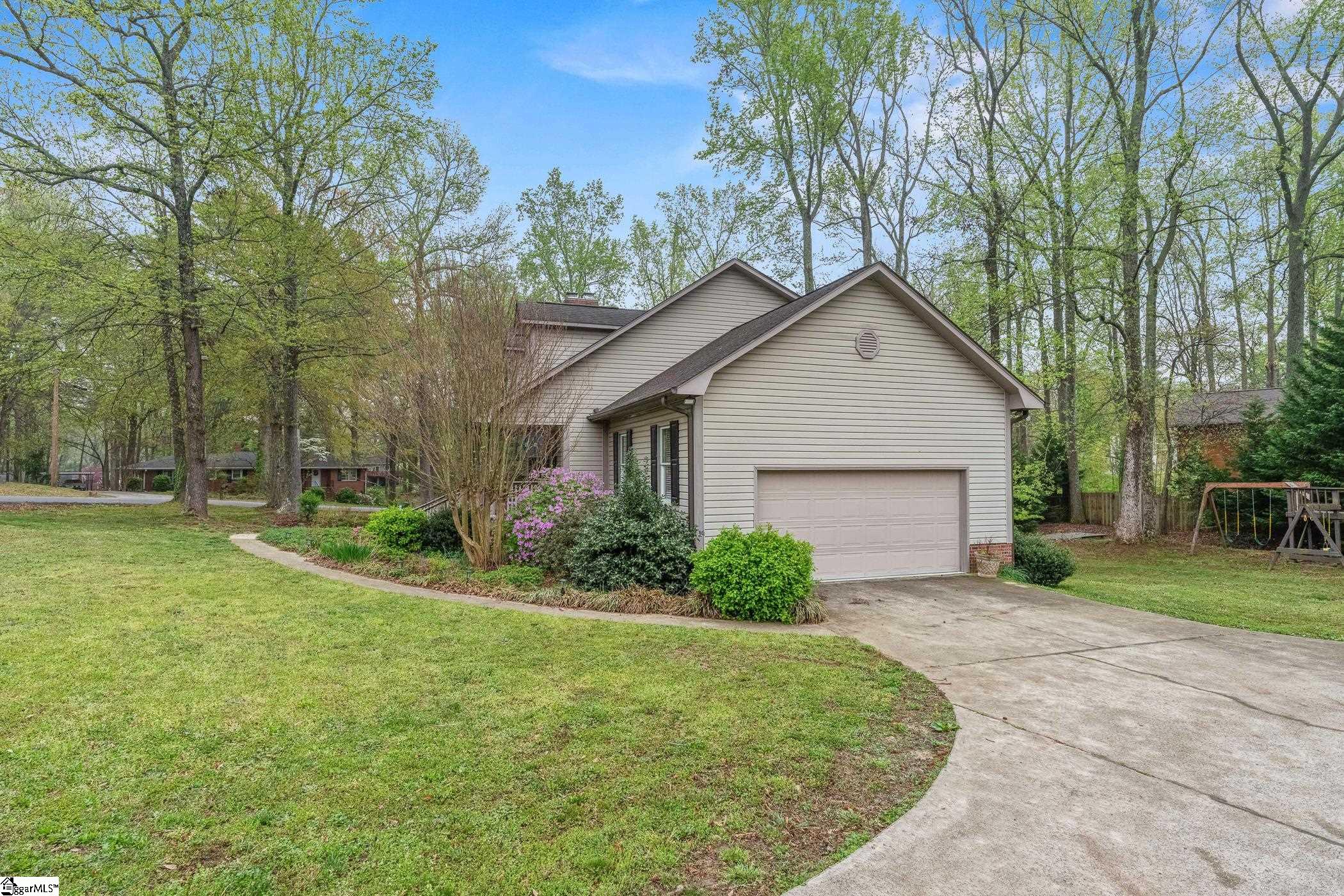 110 Melanie, Greenville, South Carolina image 3