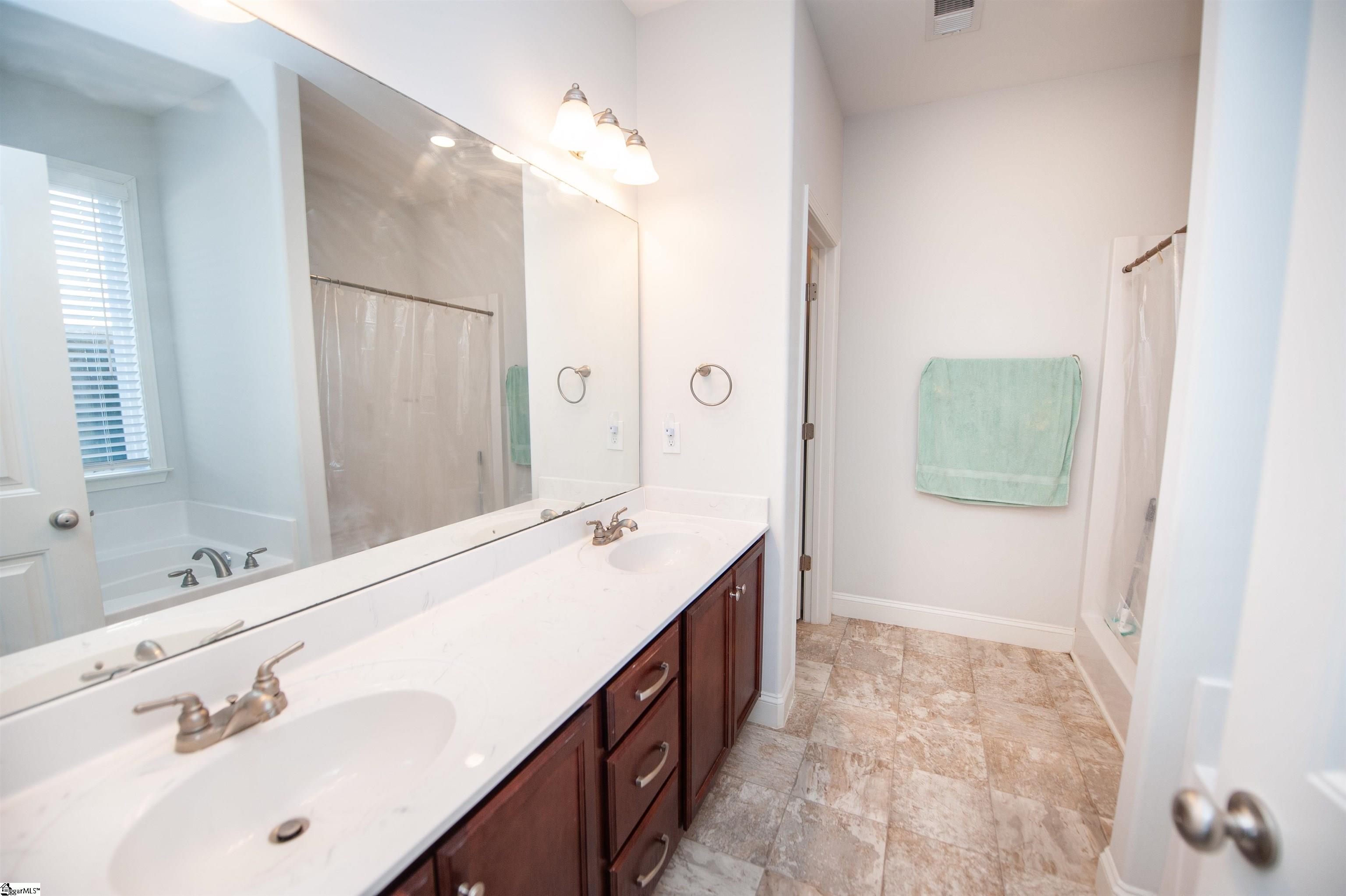 920 Ravenfield, Duncan, South Carolina image 28