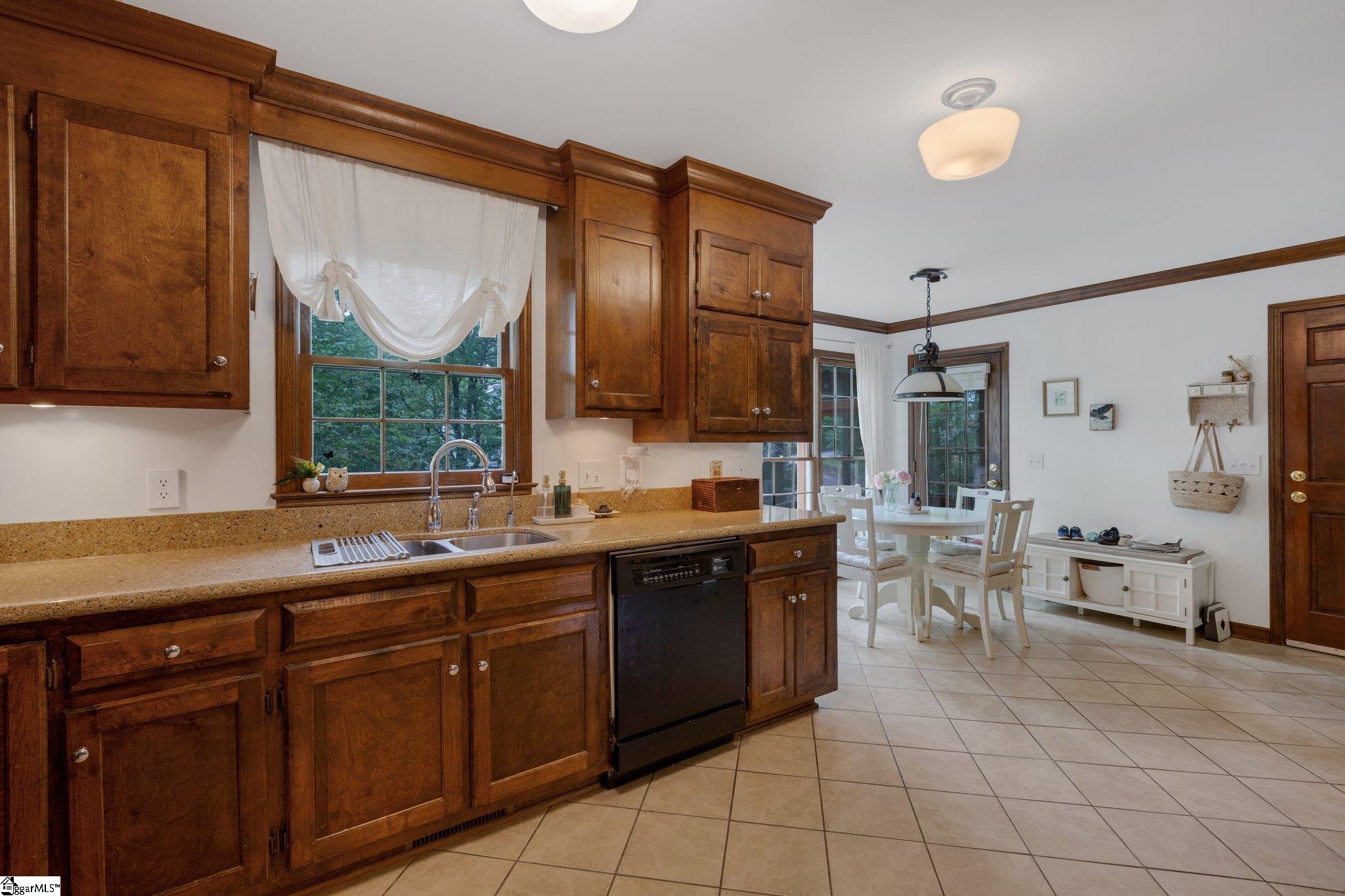 304 Oak Brook, Taylors, South Carolina image 18