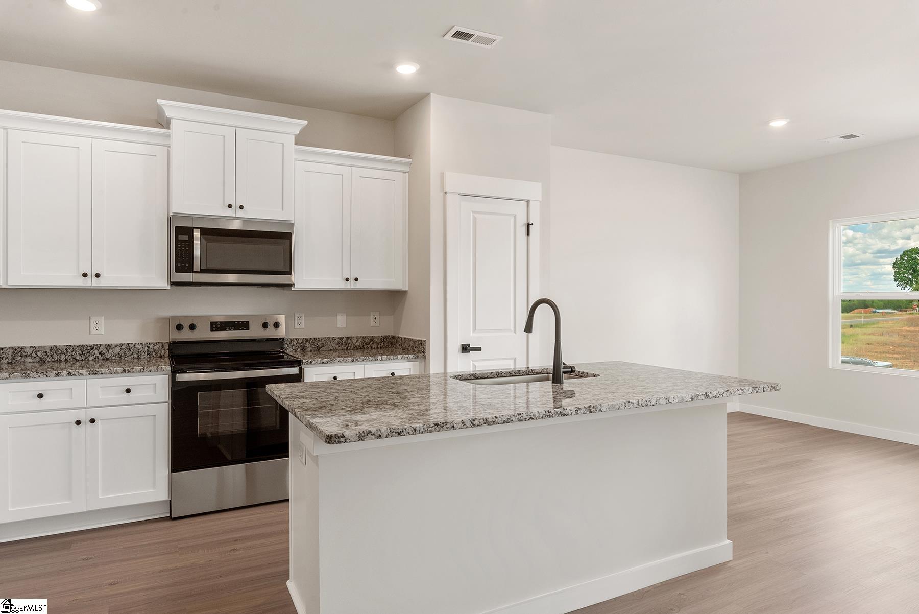 1208 Crested Iris, Moore, South Carolina image 8