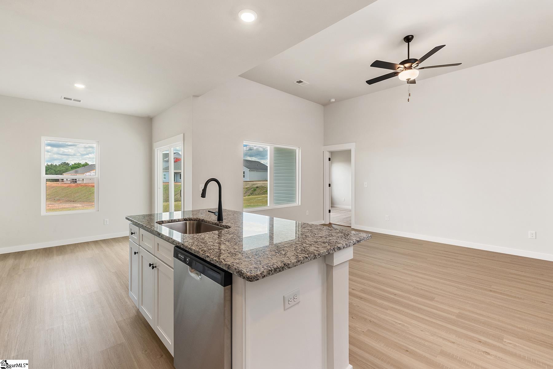 1208 Crested Iris, Moore, South Carolina image 9