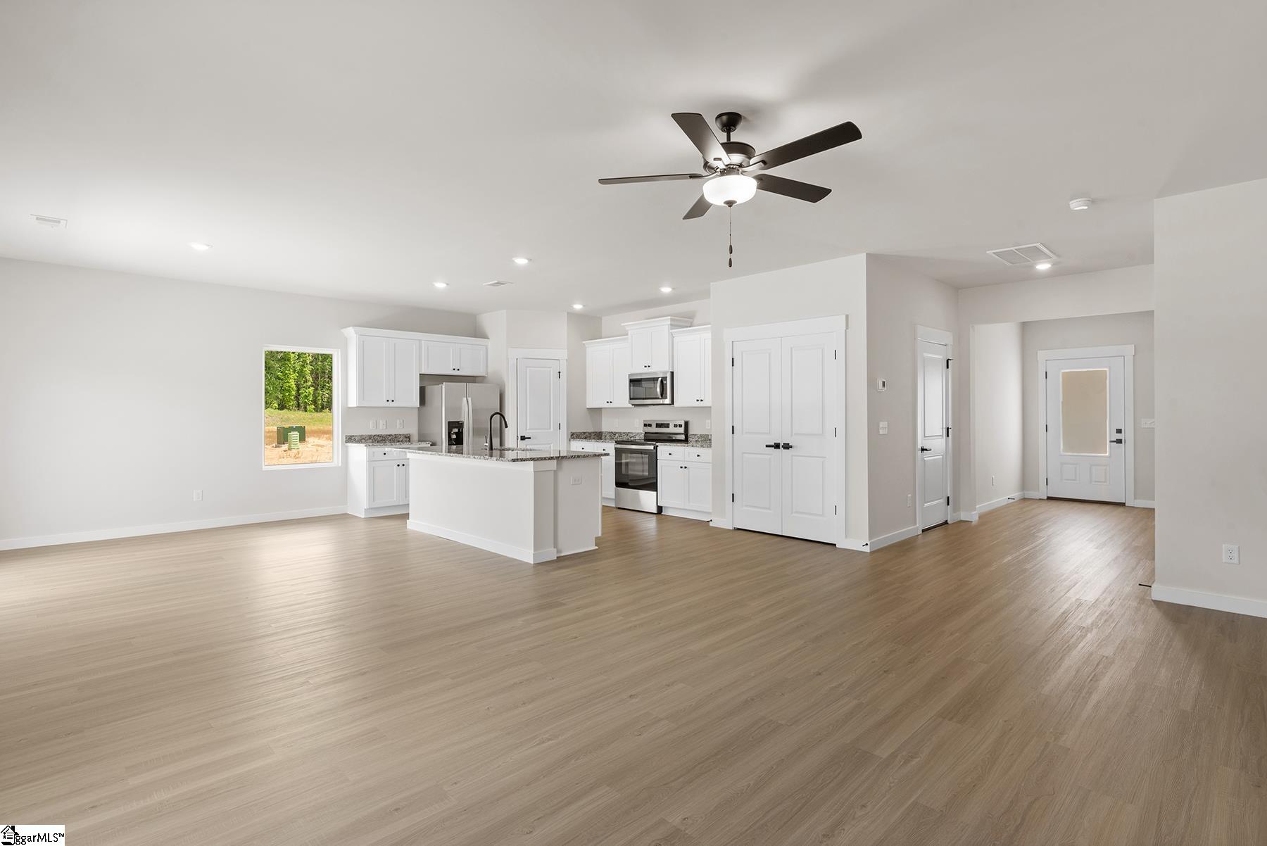 1228 Crested Iris, Moore, South Carolina image 6