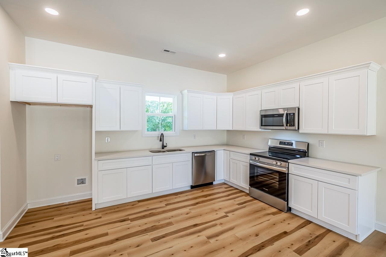 411 Wyatt, Piedmont, South Carolina image 11