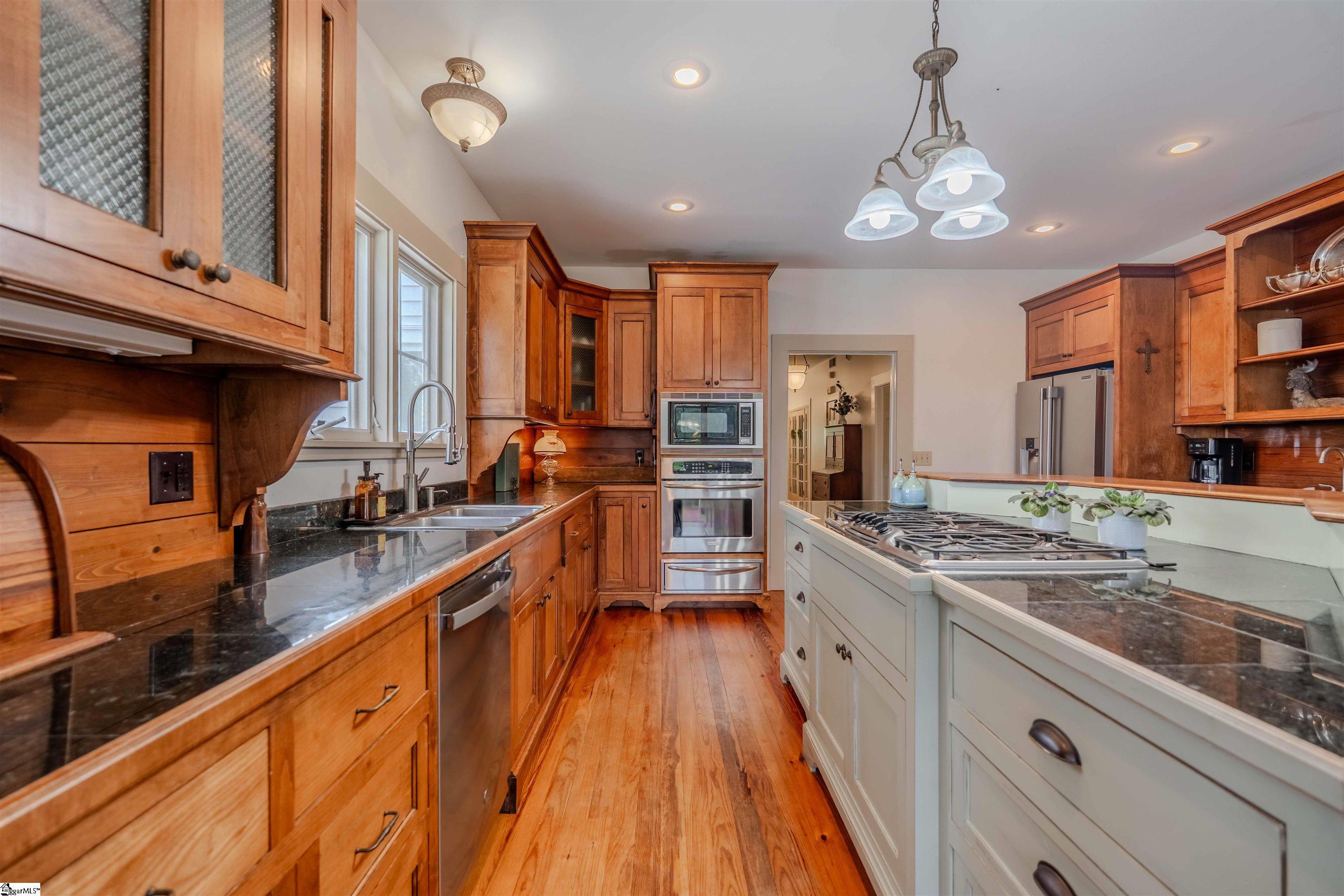 251 W Mcelhaney, Taylors, South Carolina image 14