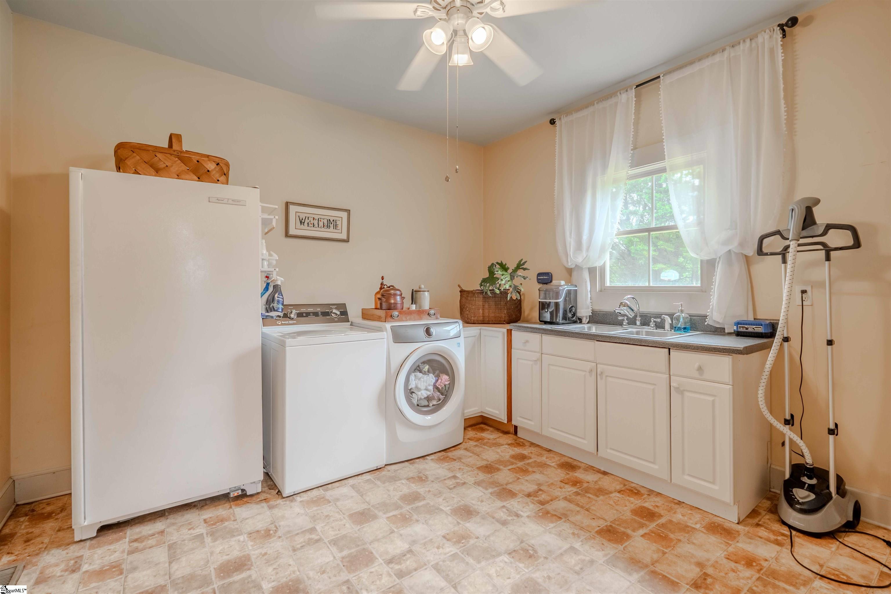 251 W Mcelhaney, Taylors, South Carolina image 19