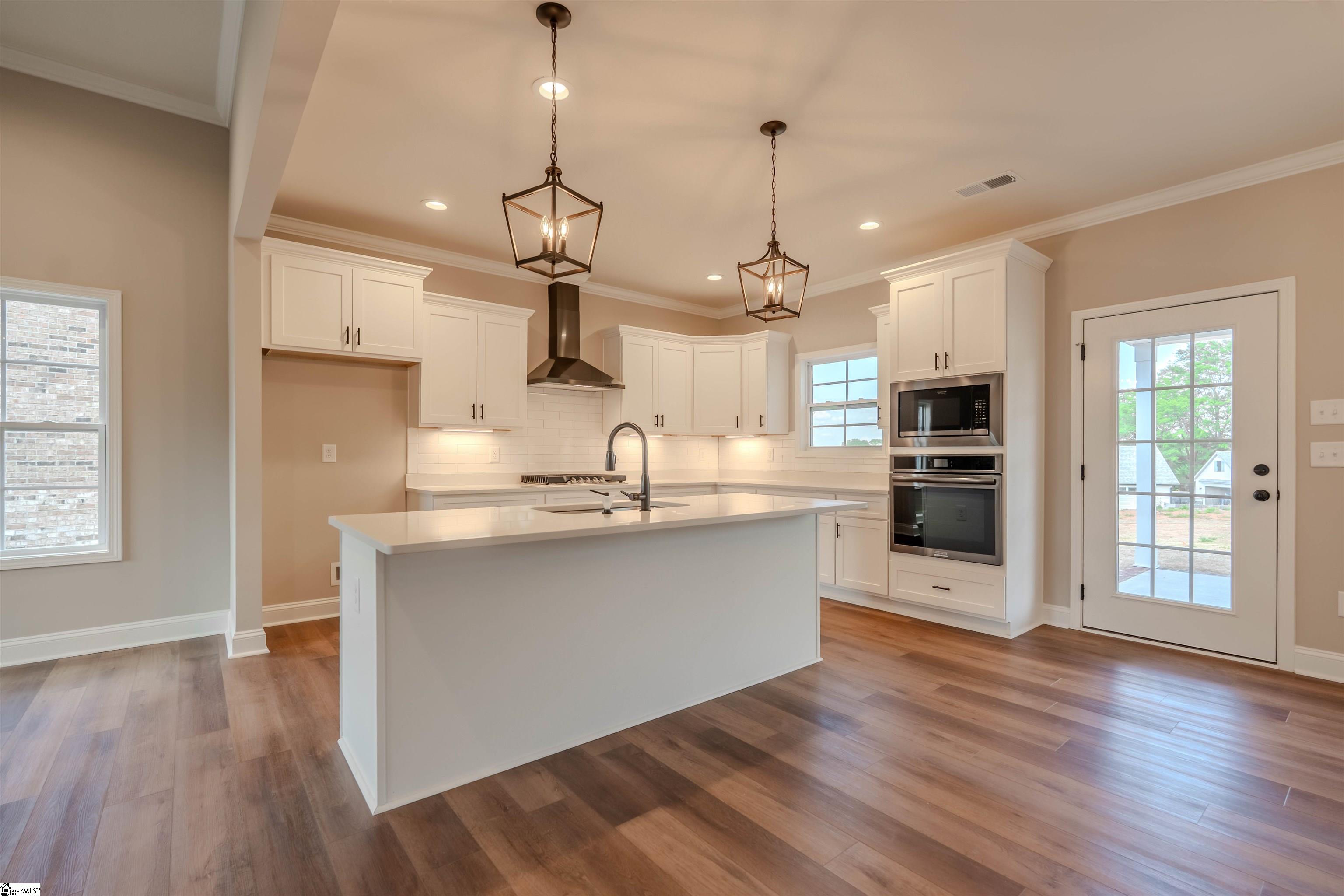 105 Willett, Taylors, South Carolina image 15