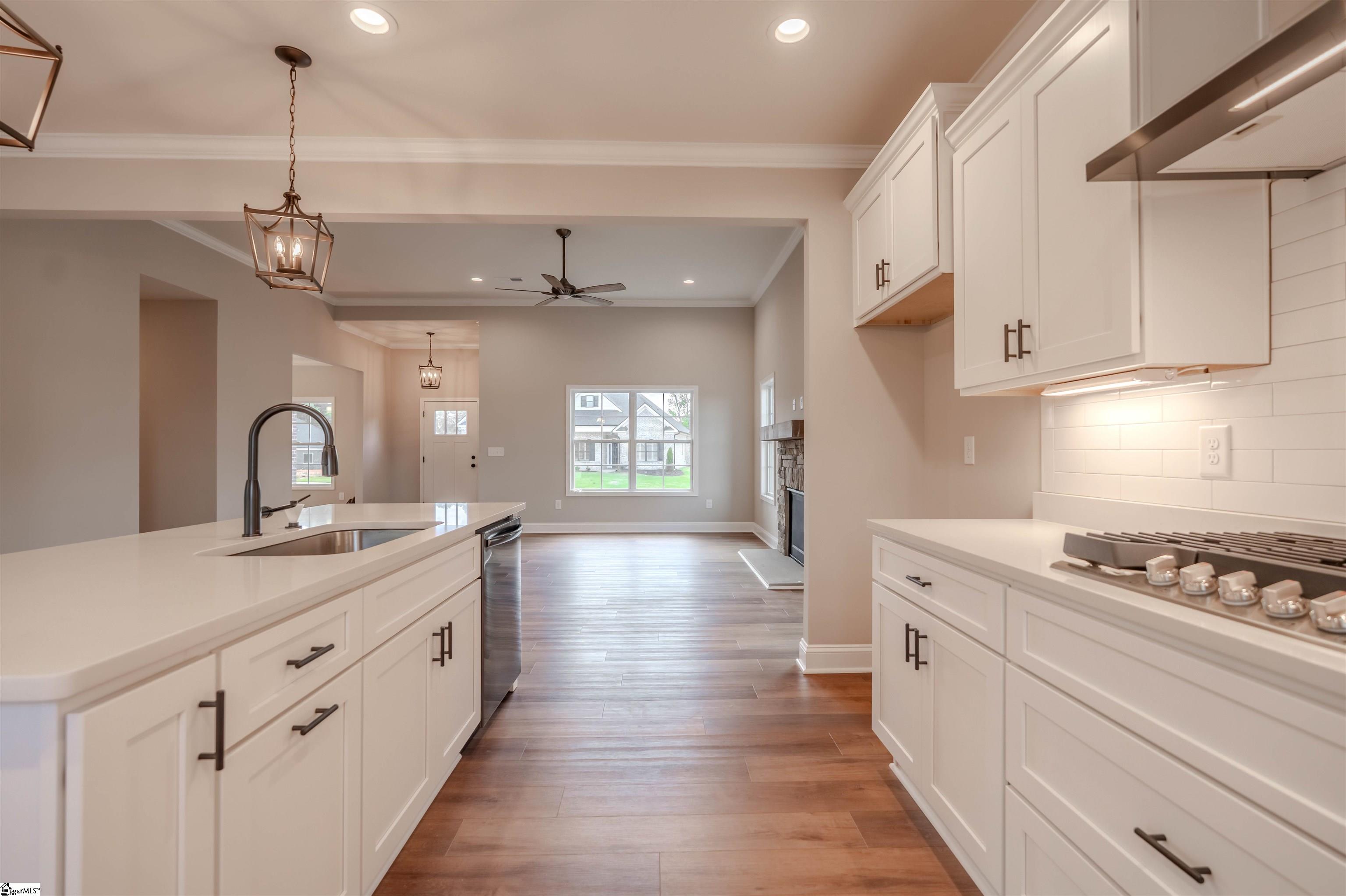 105 Willett, Taylors, South Carolina image 21