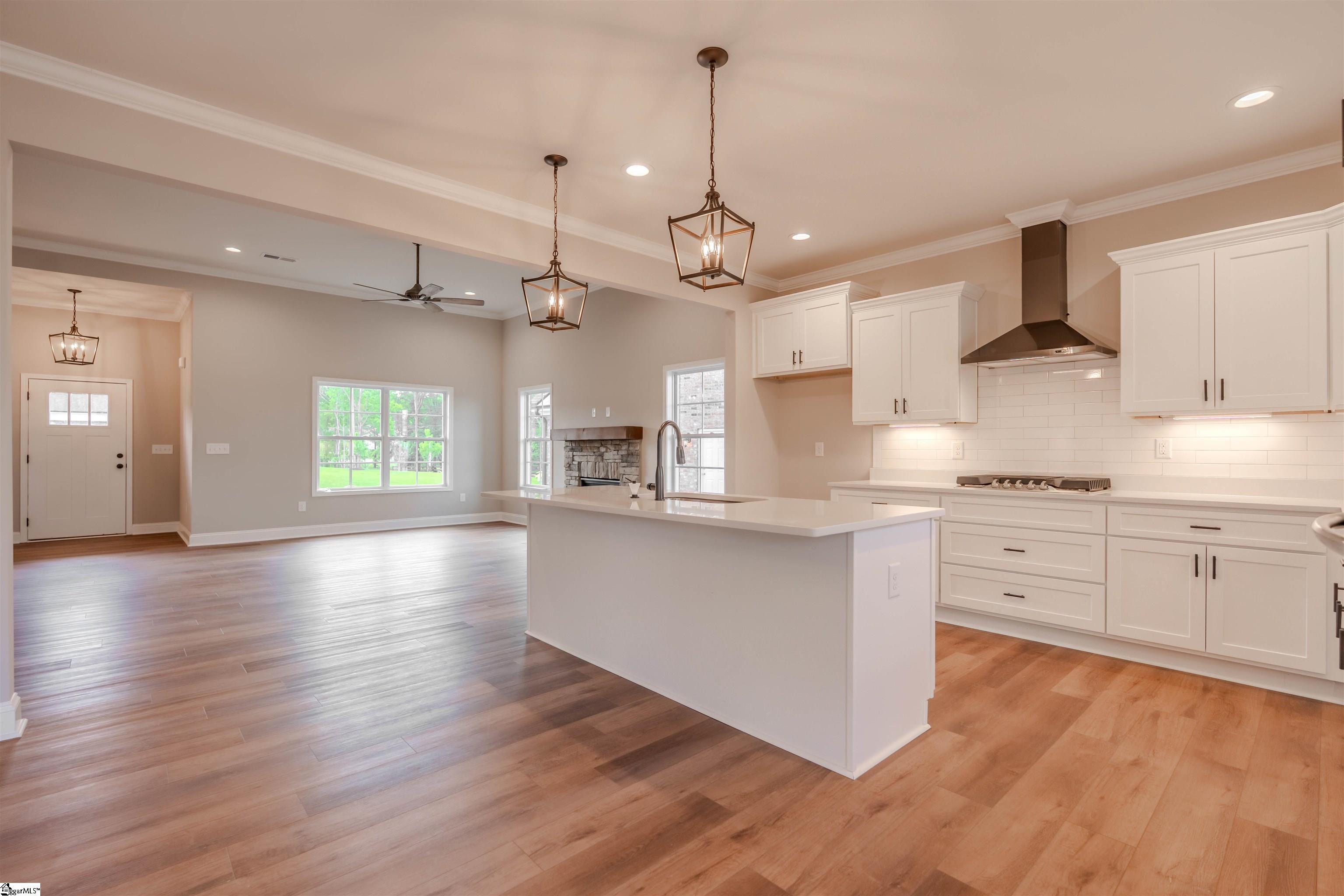 105 Willett, Taylors, South Carolina image 23