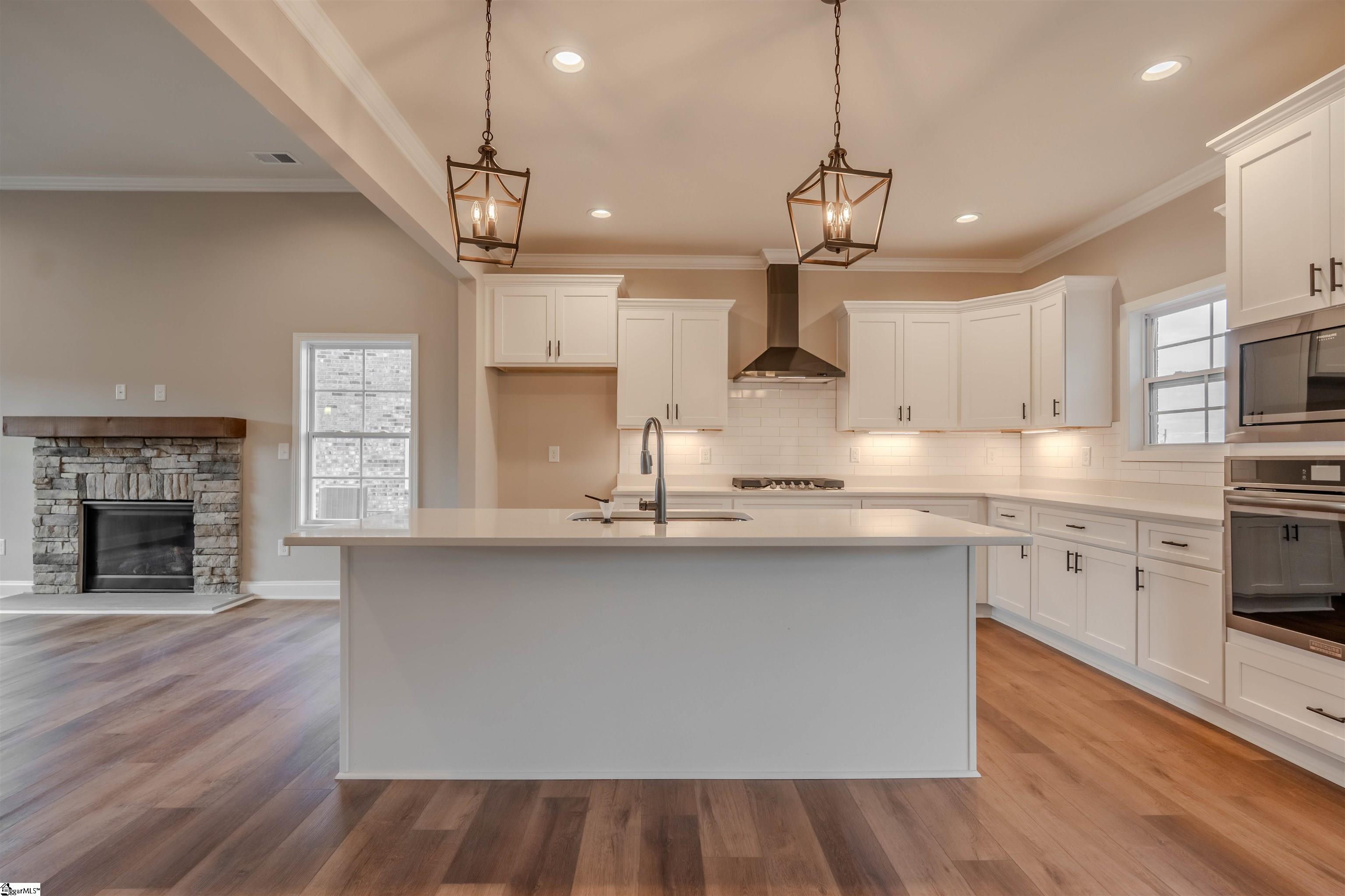 105 Willett, Taylors, South Carolina image 25
