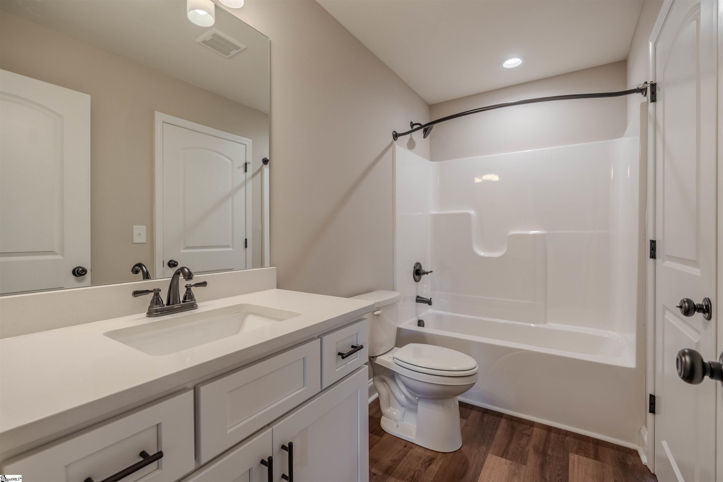 105 Willett, Taylors, South Carolina image 38