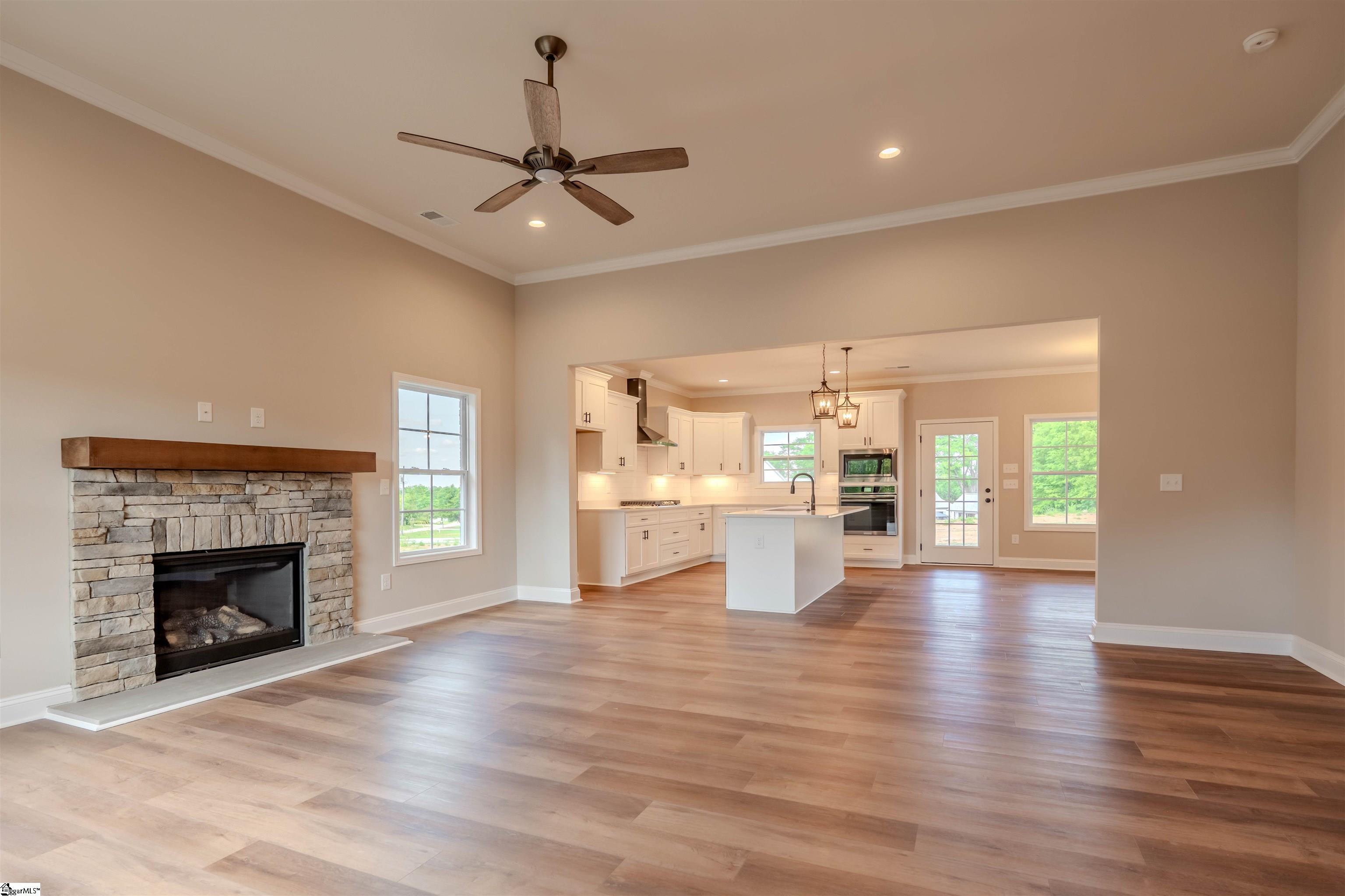 105 Willett, Taylors, South Carolina image 10