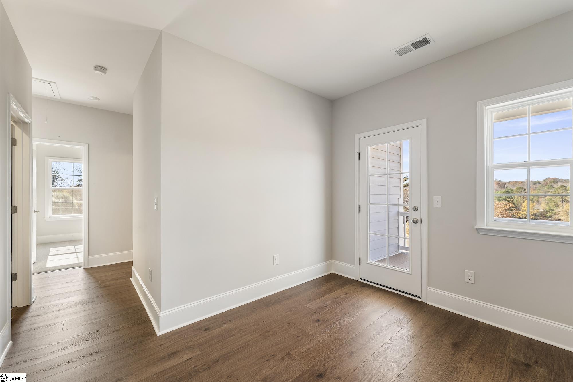 MLS #1559030 image #31