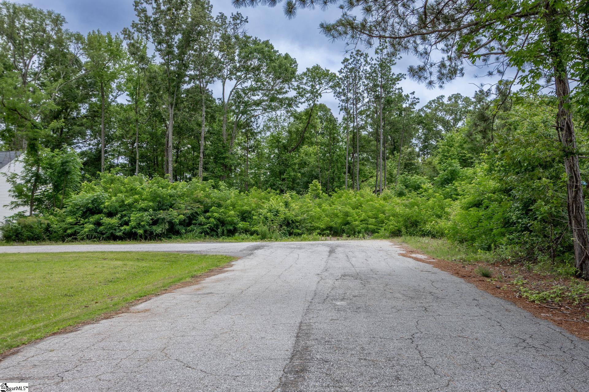 106 Heather Glen, Clinton, South Carolina image 2