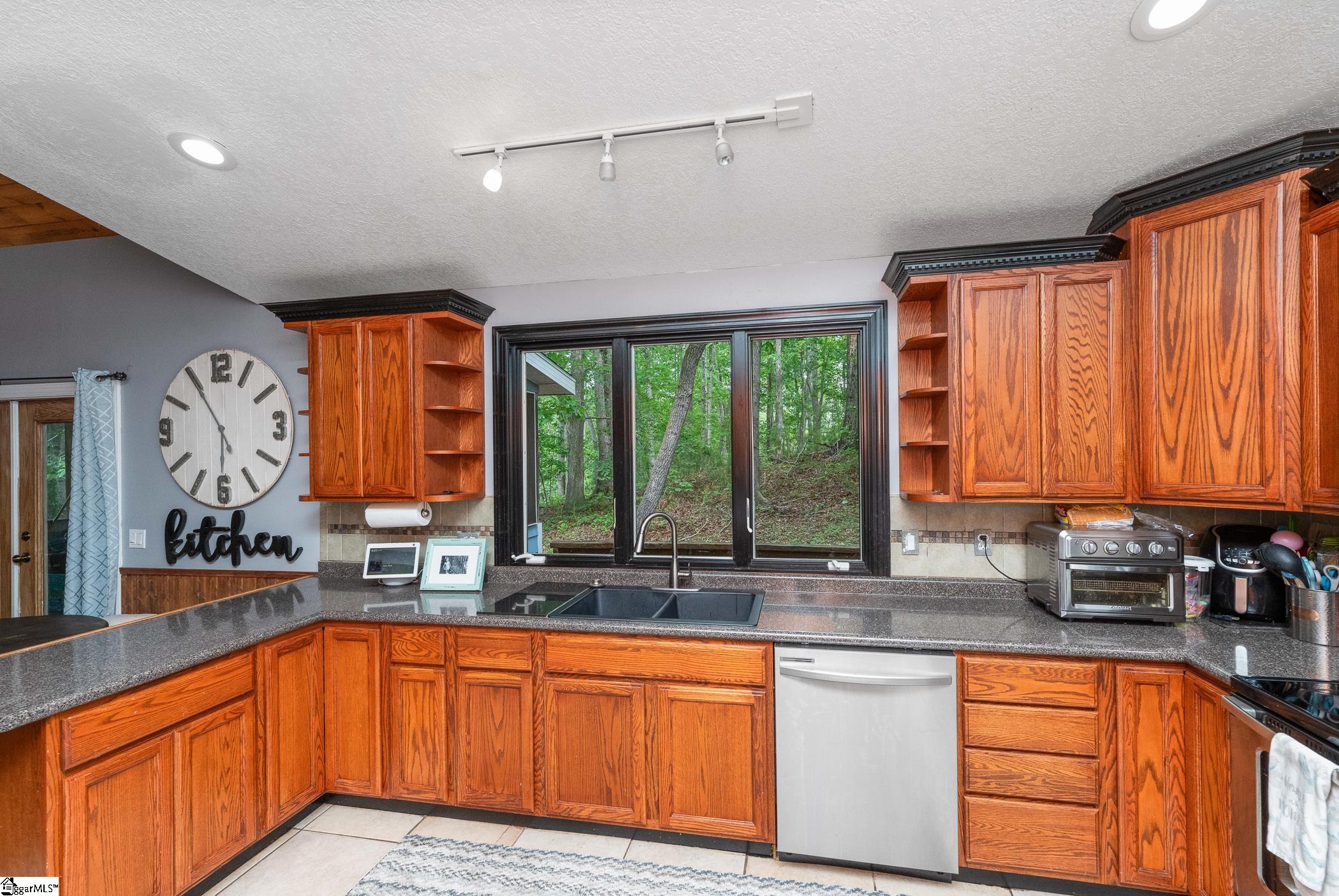 233 Chestnut, Westminster, South Carolina image 5